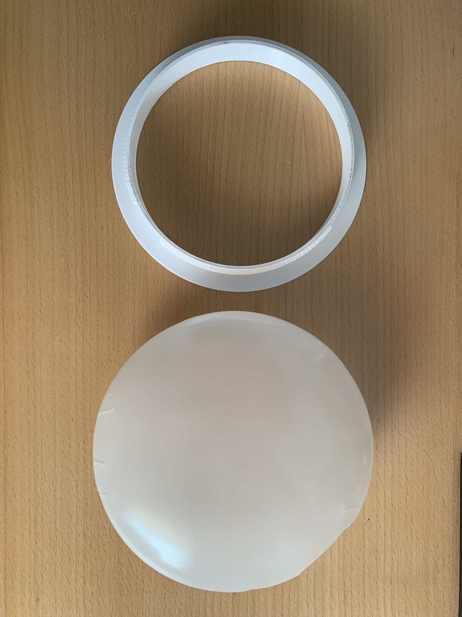 Miniatura 5 do modelo 3D Ceiling Fan Light Diffuser Ring