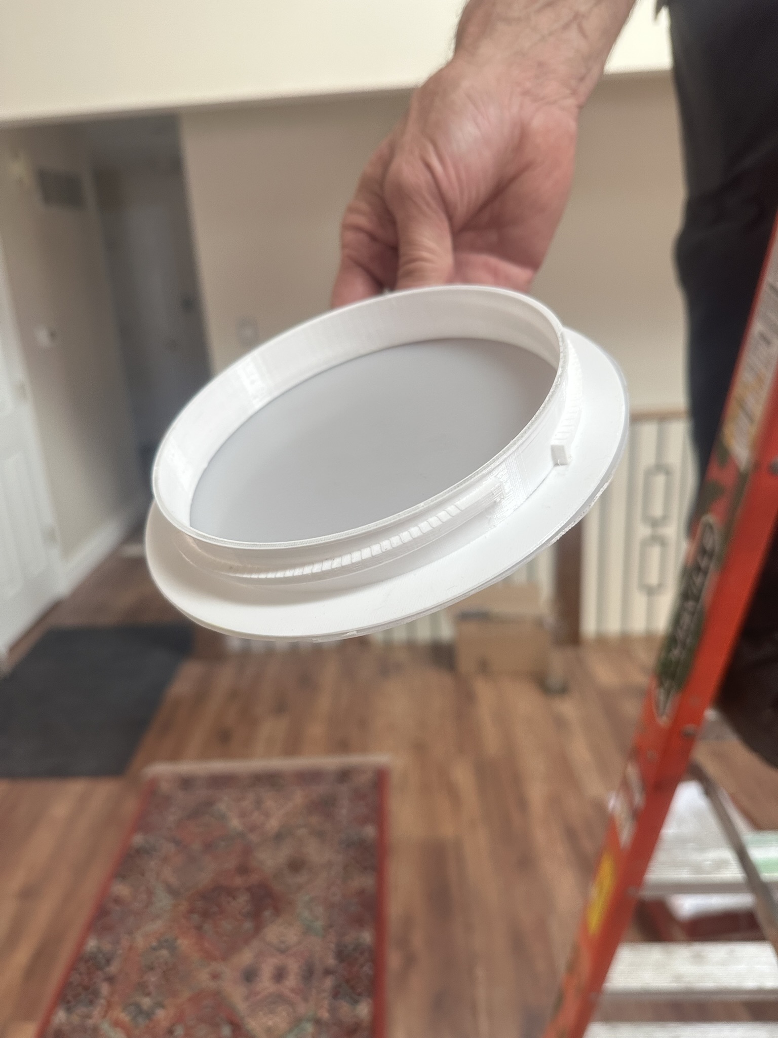 Miniatura 4 do modelo 3D Ceiling Fan Light Diffuser Ring