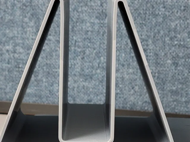 Vertical laptop stand