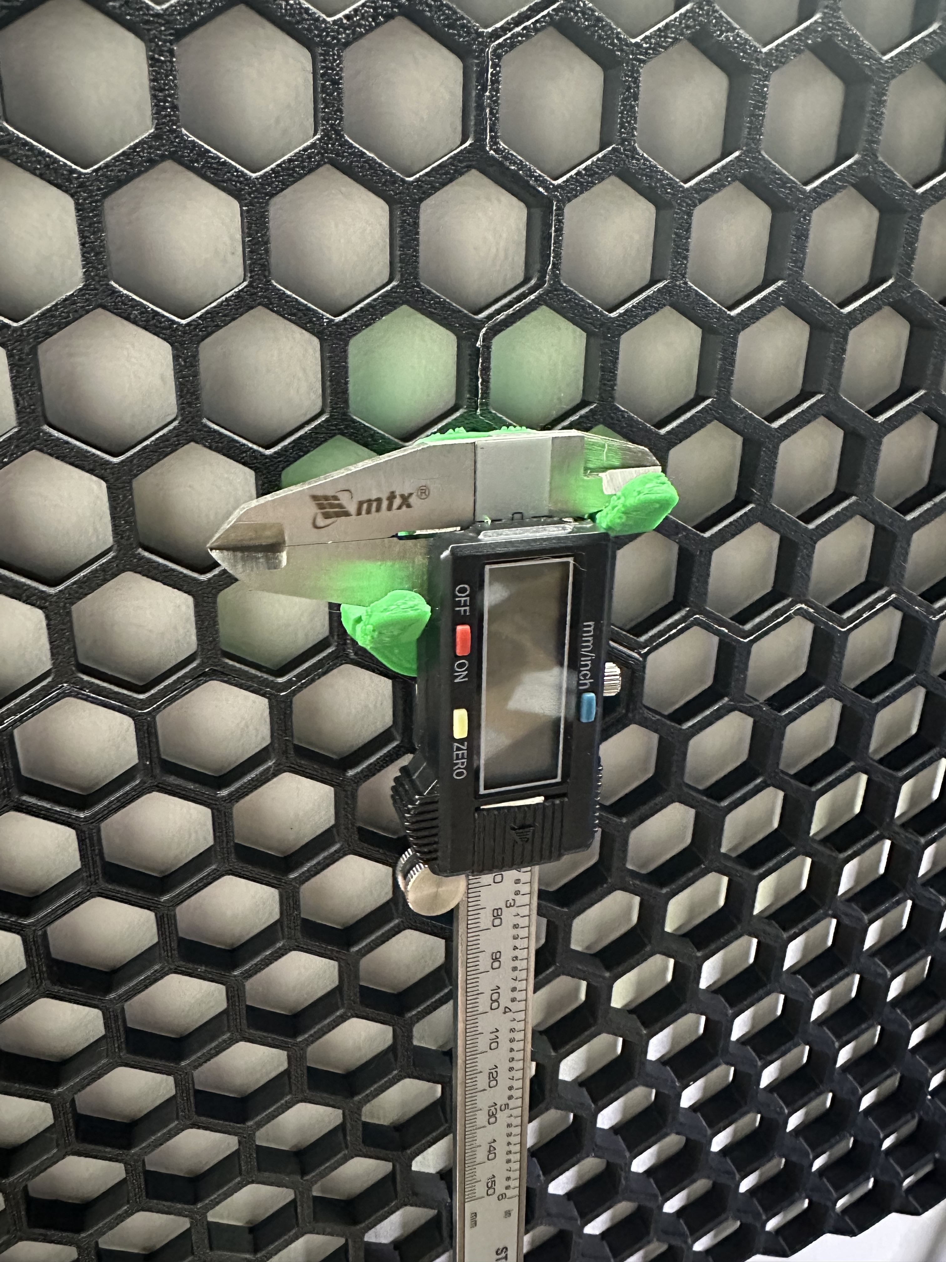 Holder for callipers - v2.0