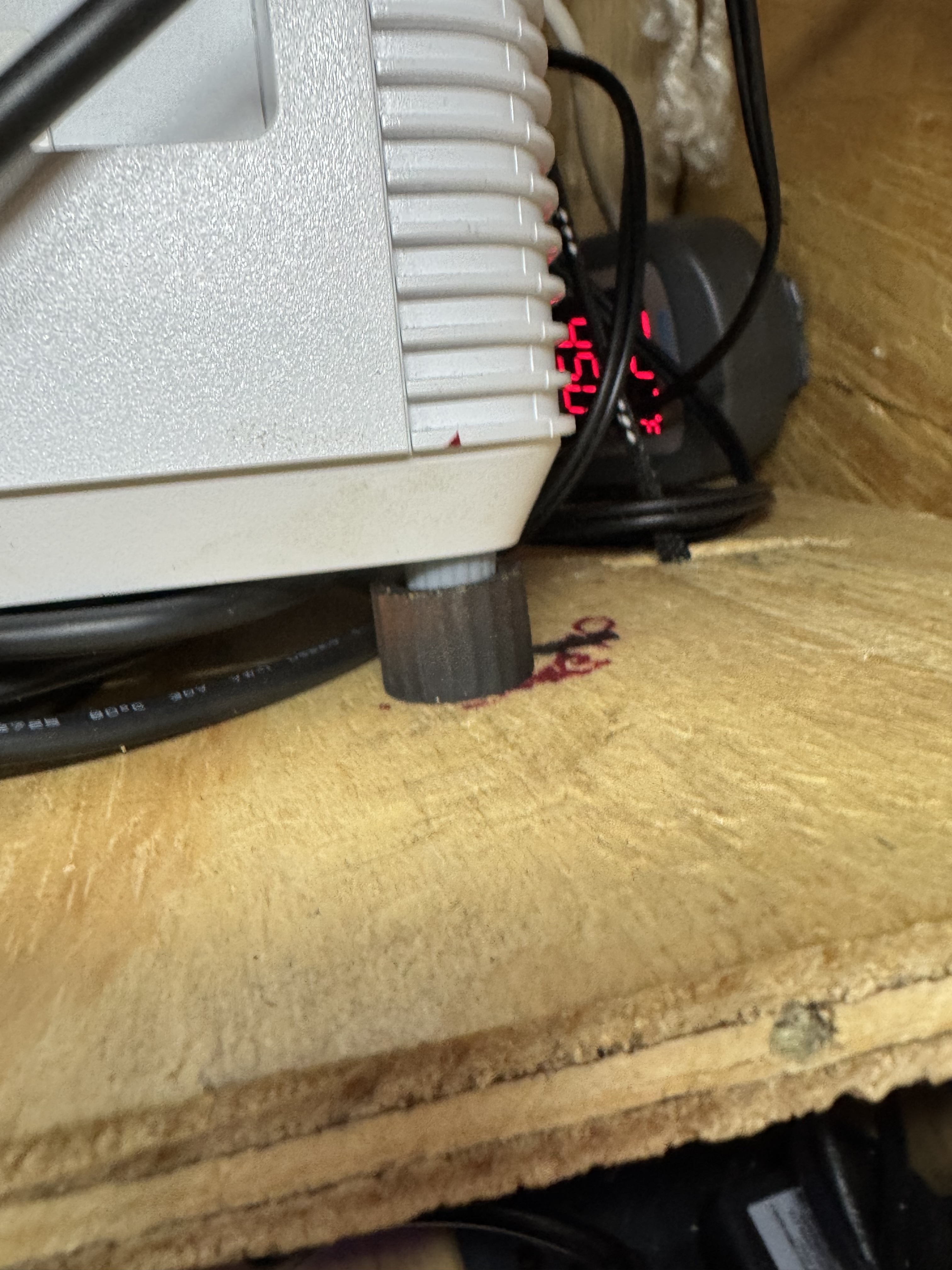 Optoma 1080 Projector Rear feet holder