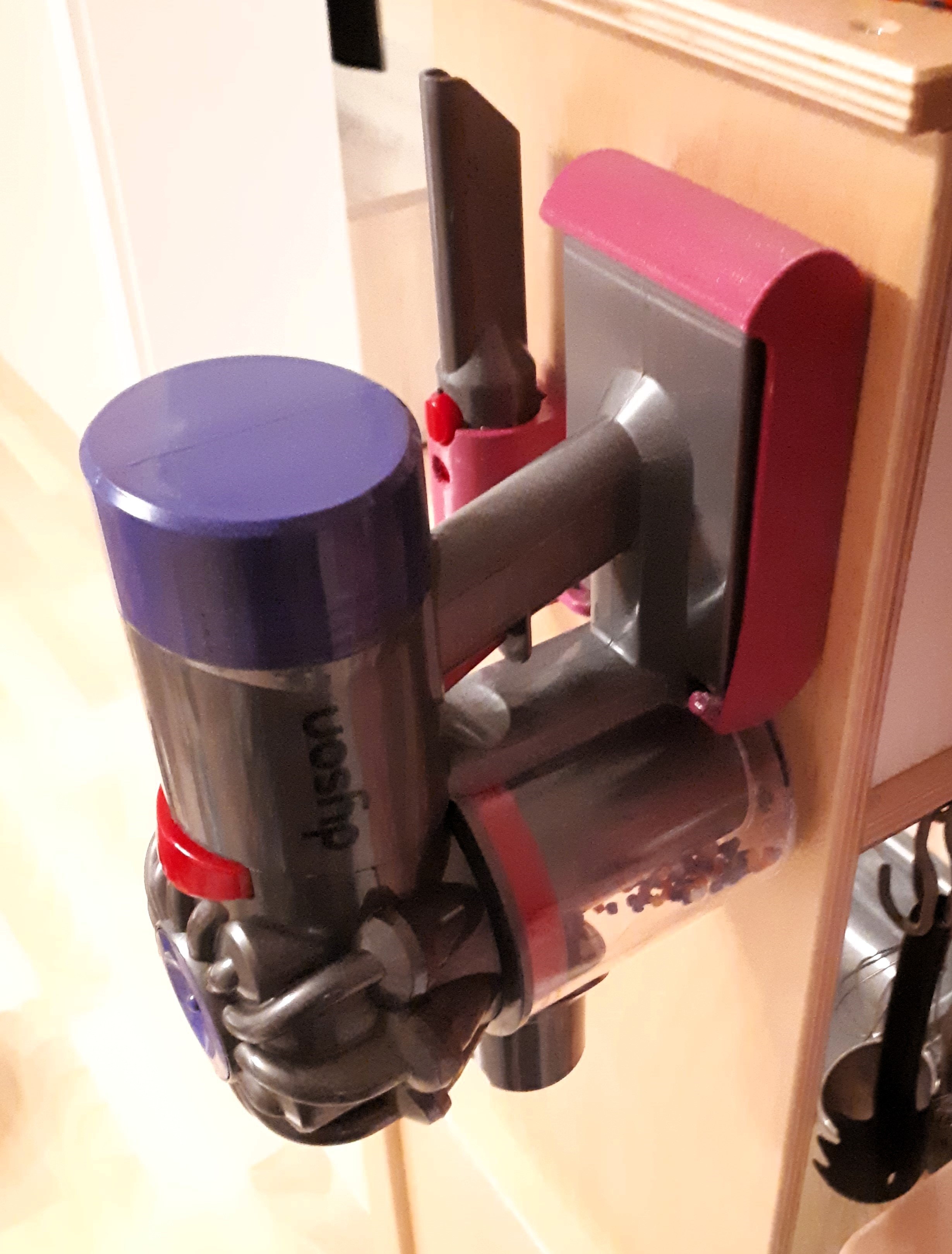 Wandhalter für (Dyson) Kinderstaubsauger und Zubehör