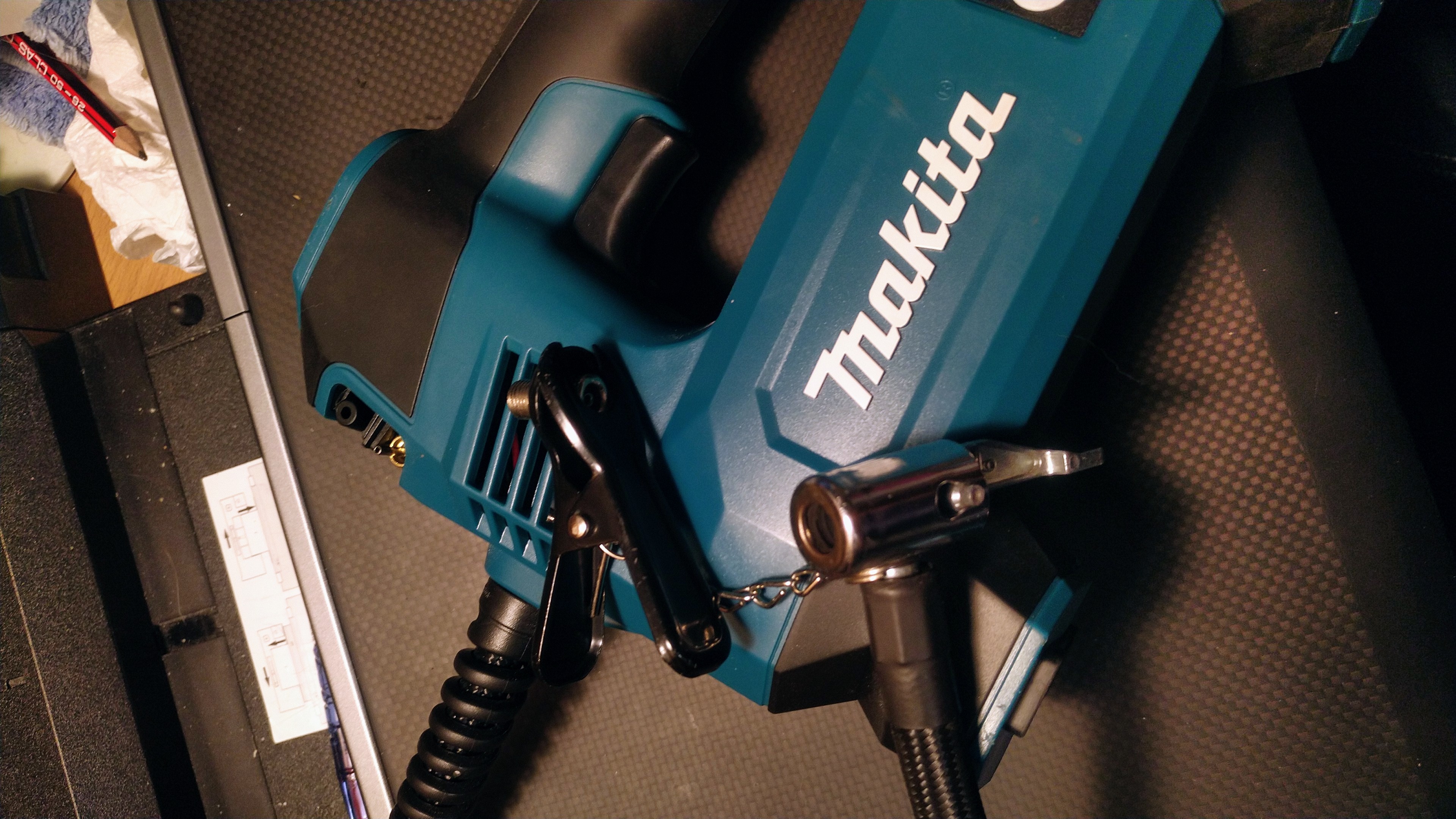 Makita hose clip