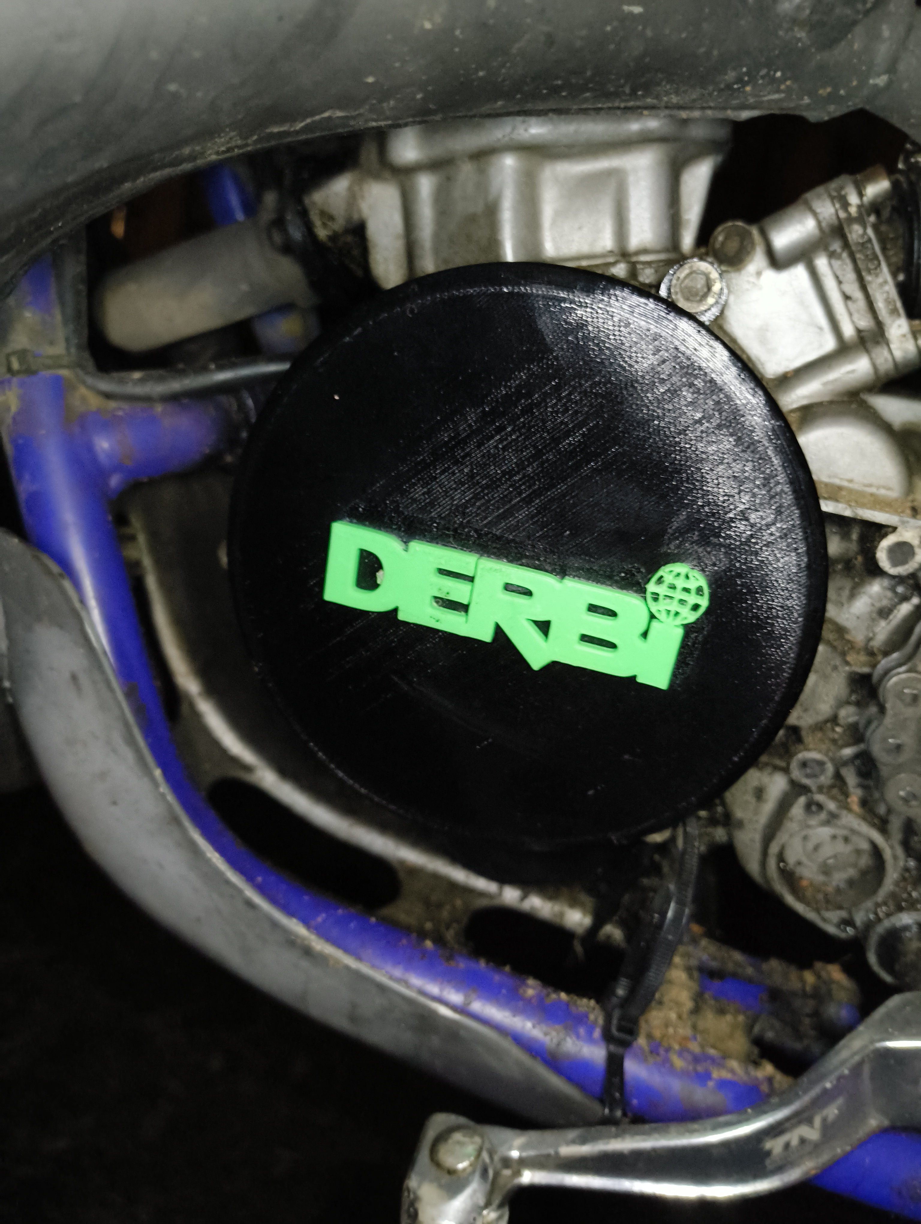Derbi senda ignition cover for euro 2 / <2005 engine