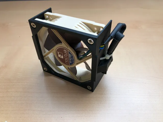 Supermicro 80mm Hot-Swappable Middle Axial Fan Holder (FAN-0118L4)