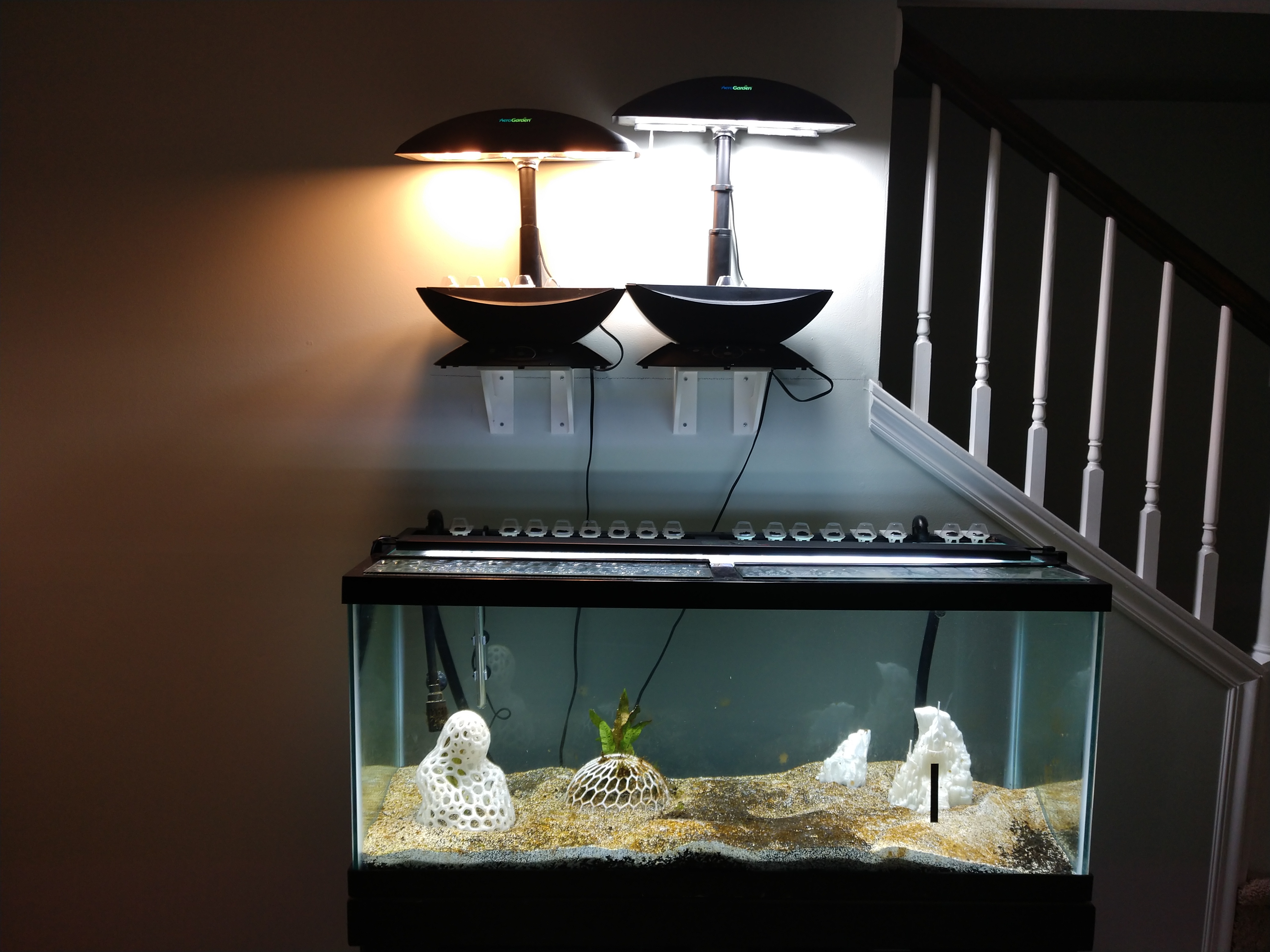 Aerogarden Wall Mounts