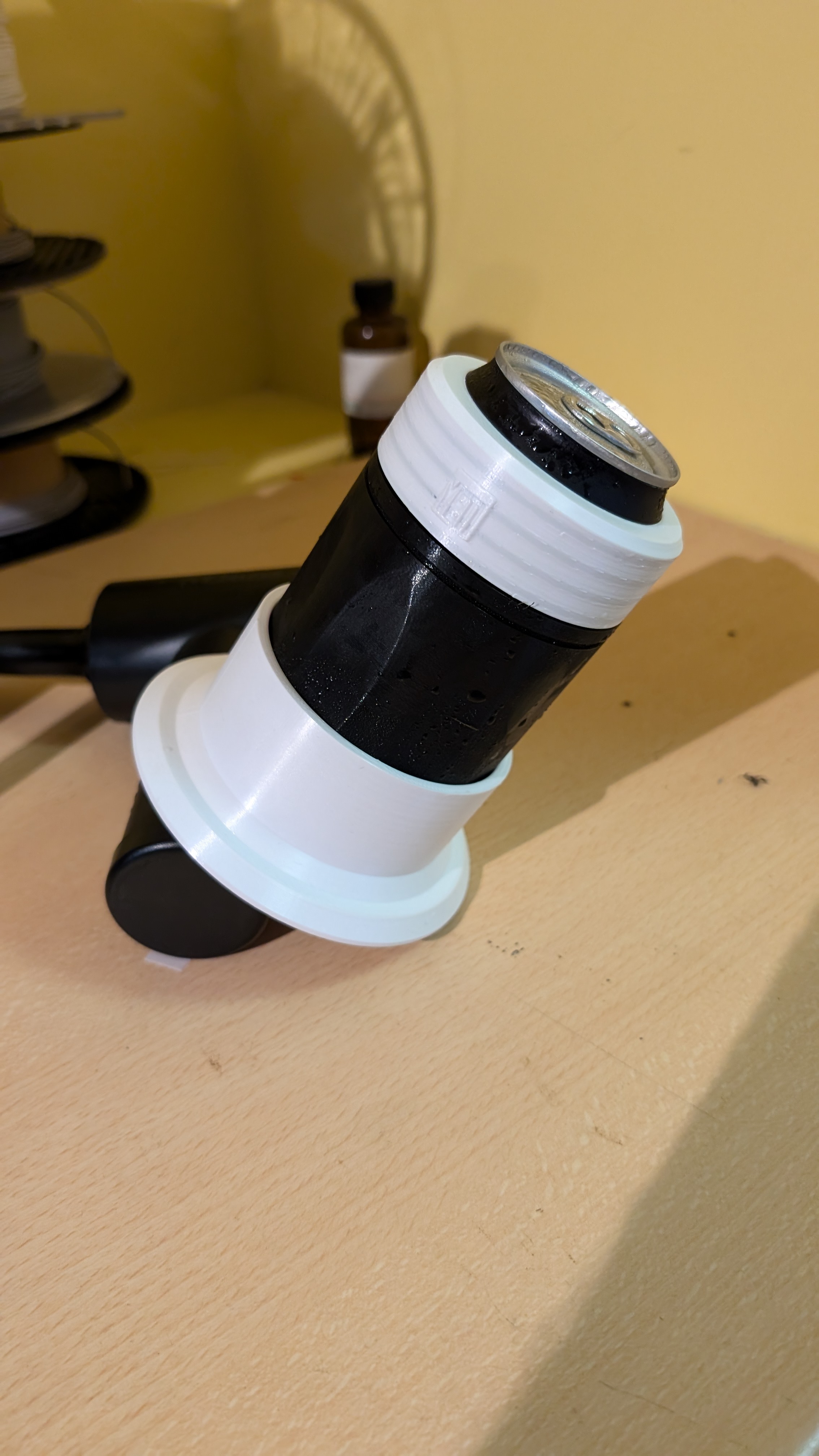 YETI BASE FOR 375ML CANS PLUS NON TIP BASE