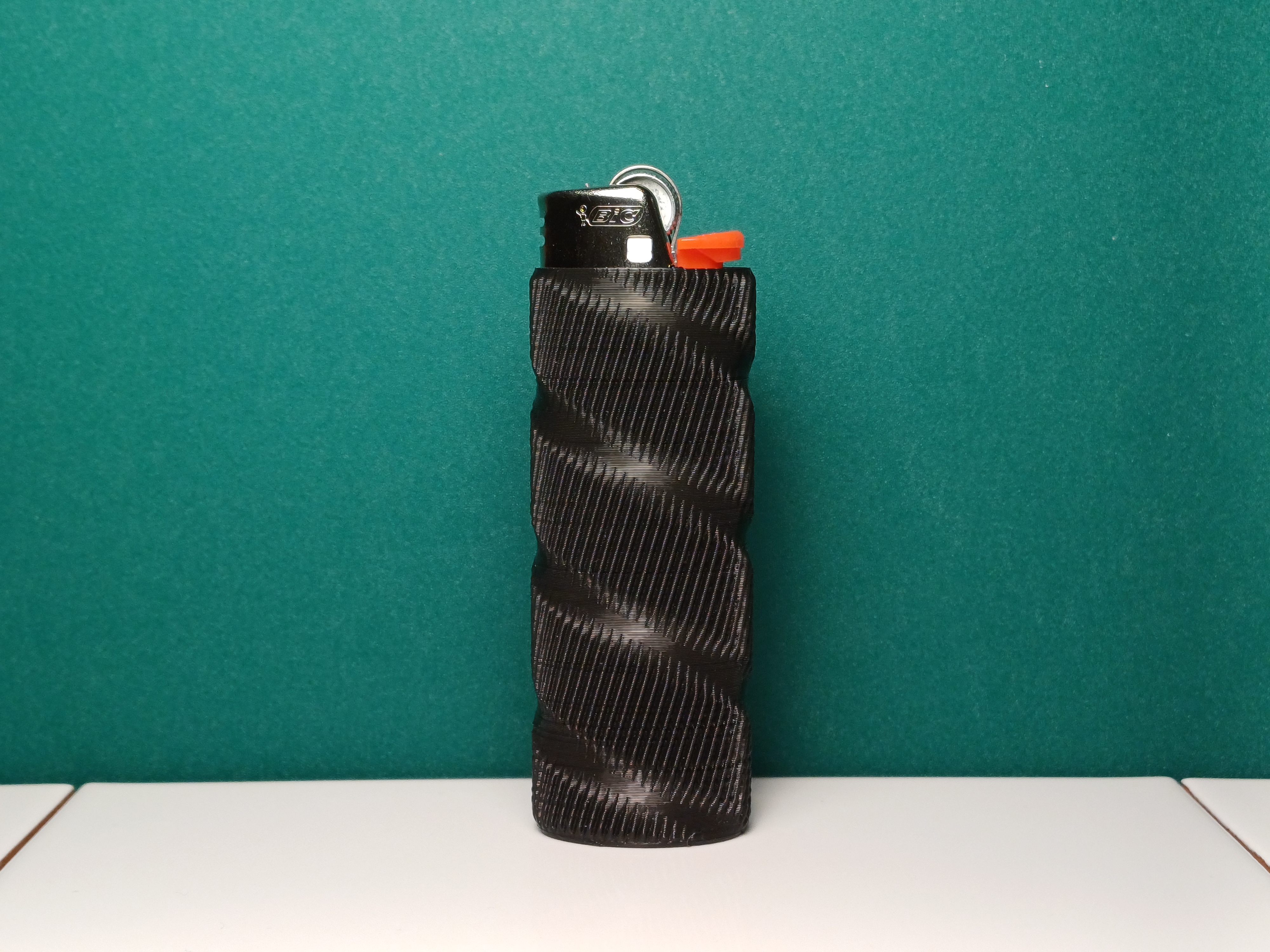 Lighter case for BIC