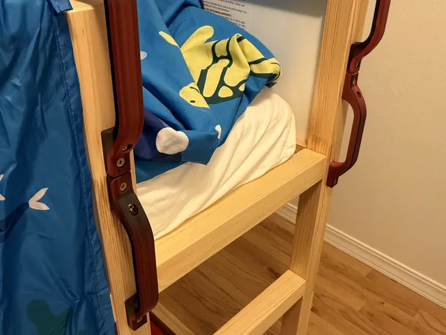 Ikea Kura Extra handles