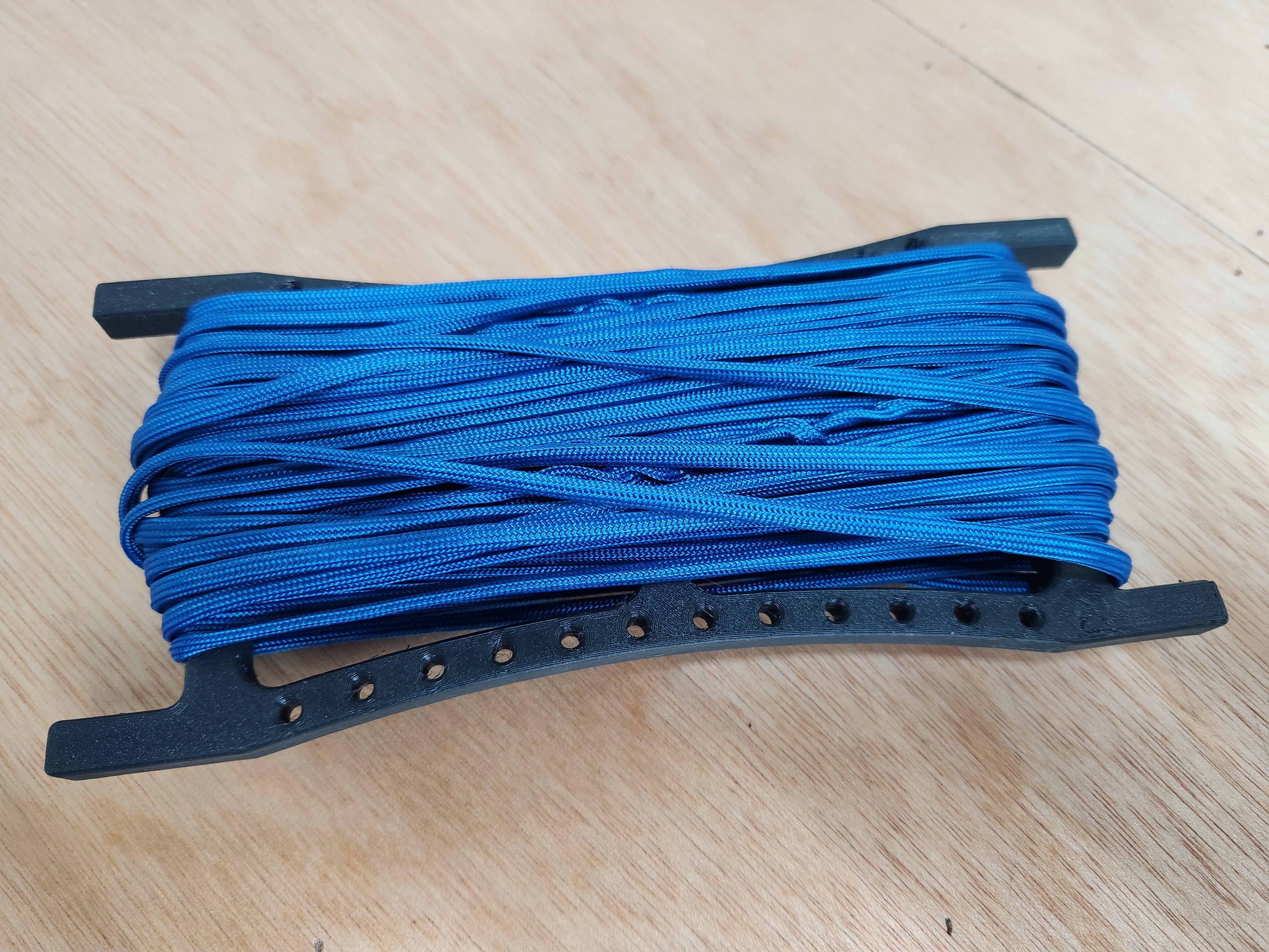 Paracord Winder Remix 3D model thumbnail