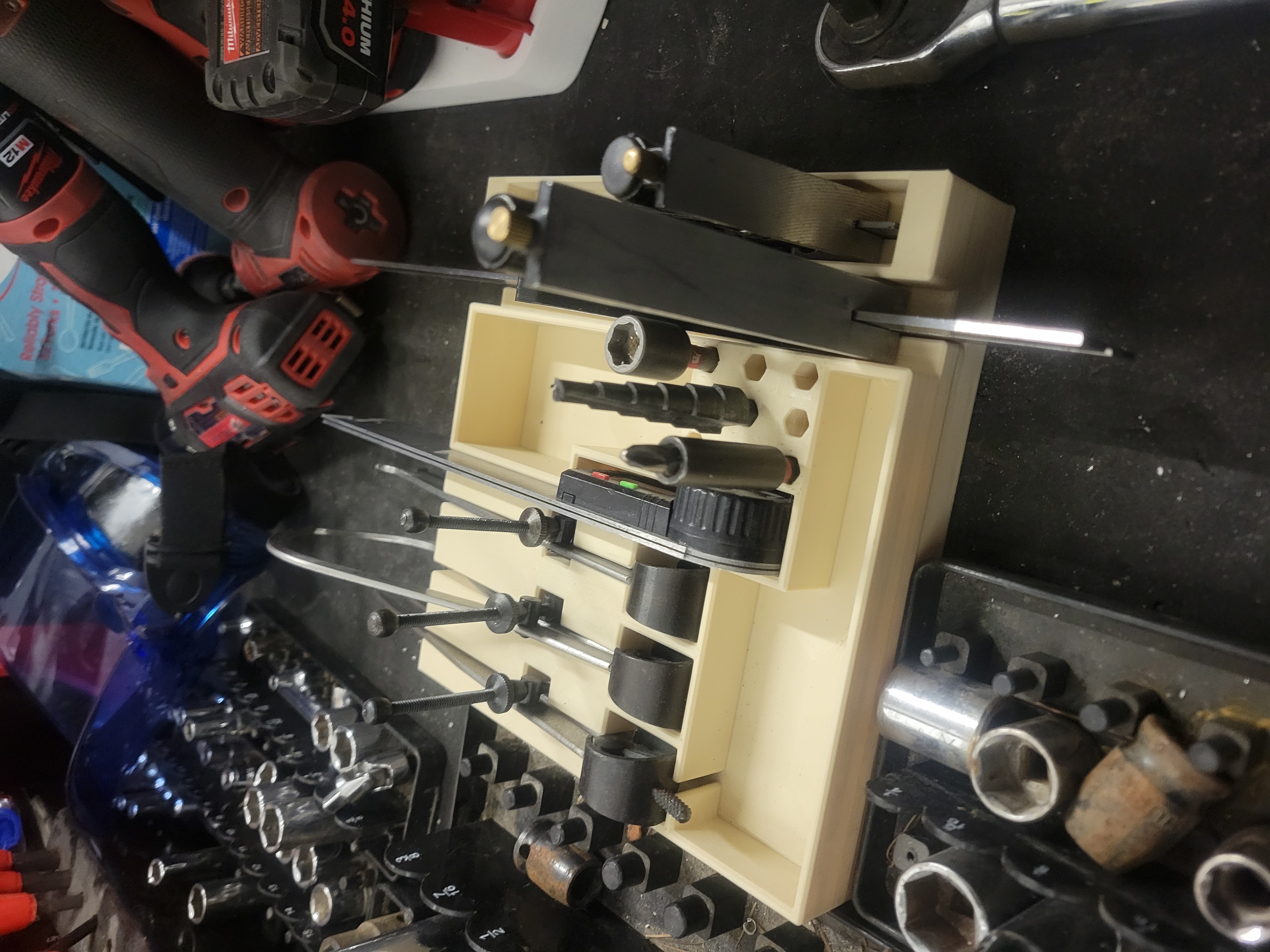 measuring tool tray for presicion calipers and squares