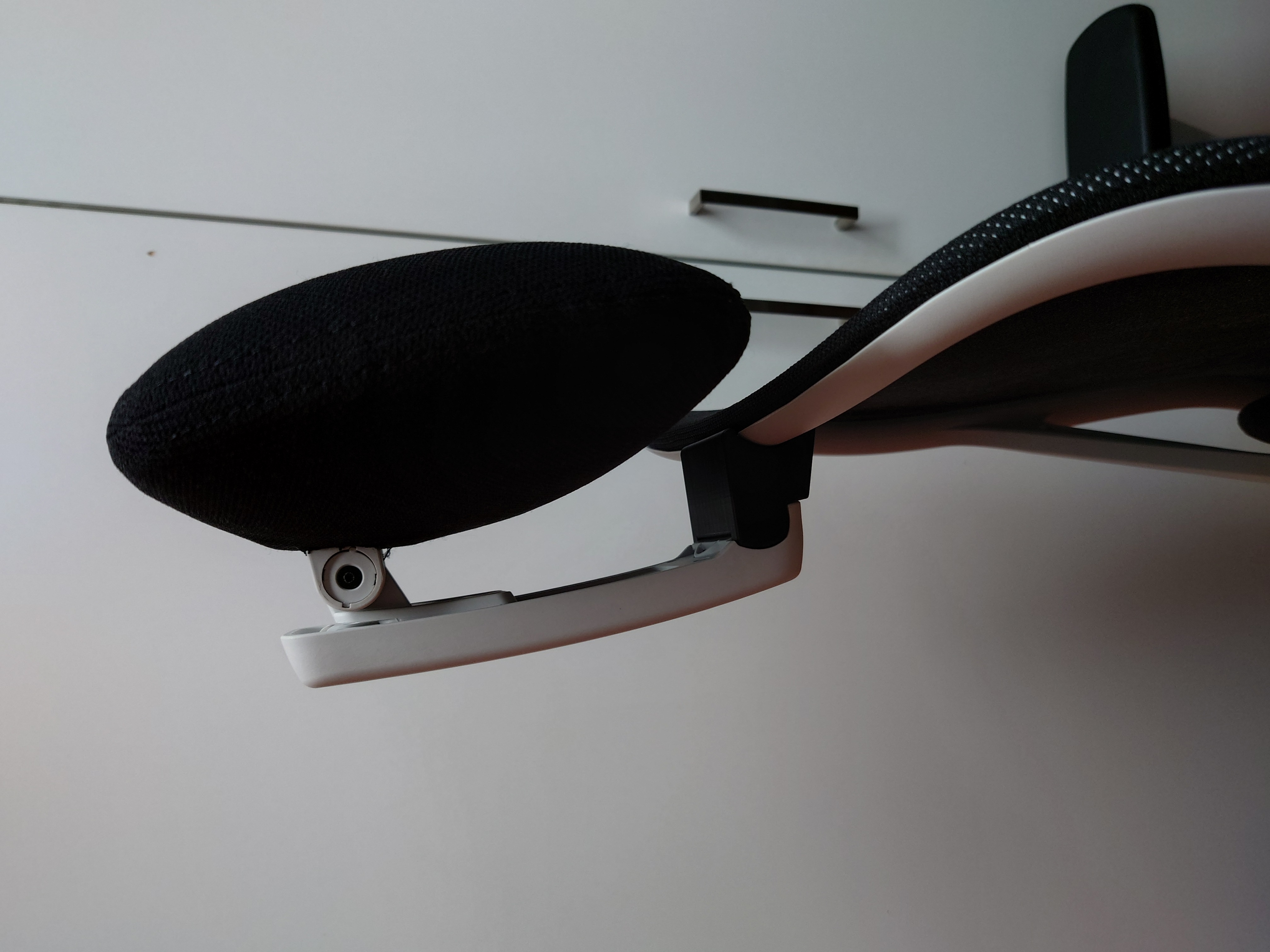 Ergotopia Masterback headrest extender