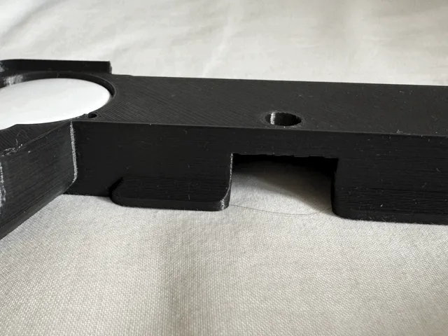 Sony a7c ii (a7cii) airtag grip