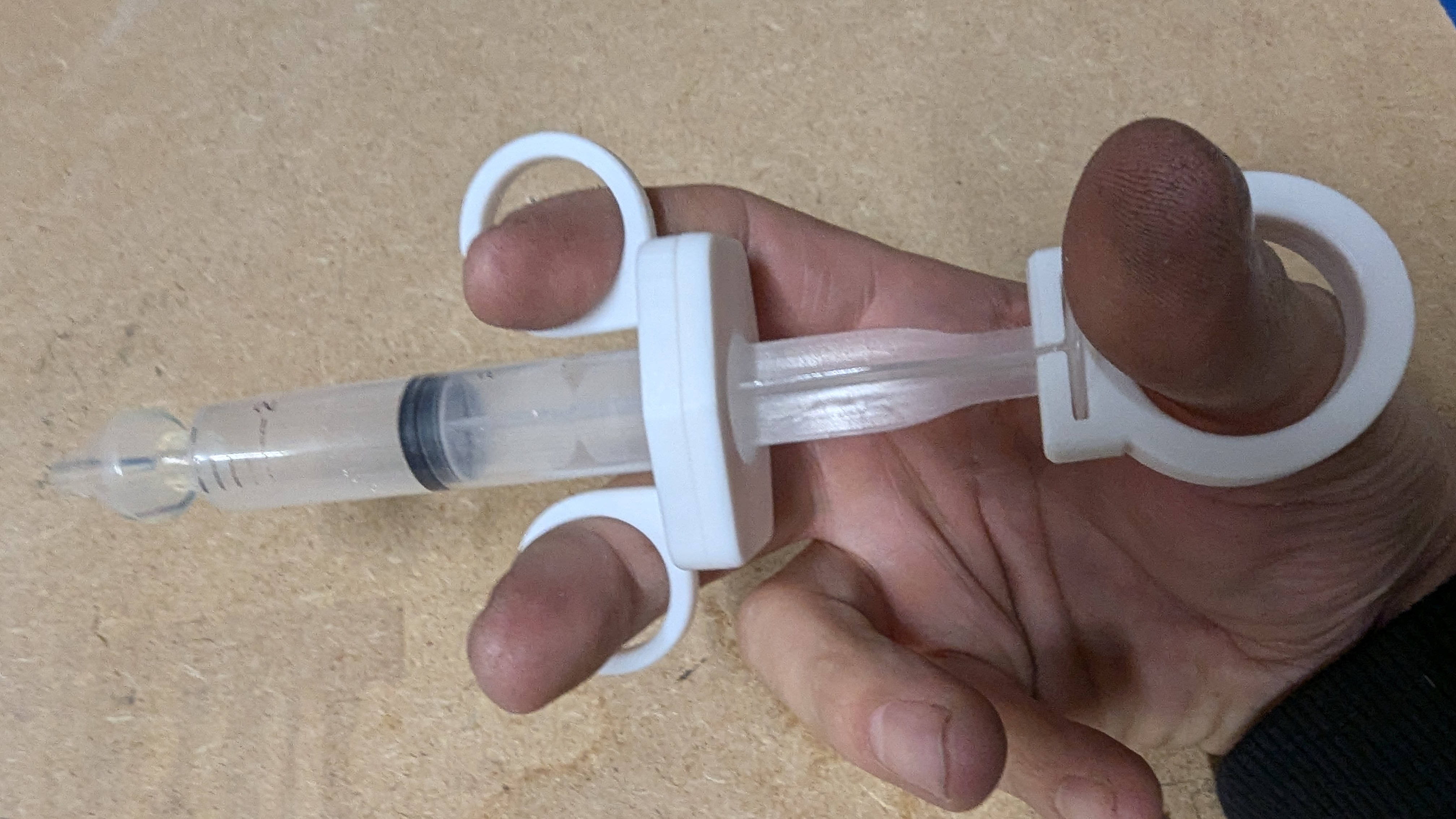 syringe help holding