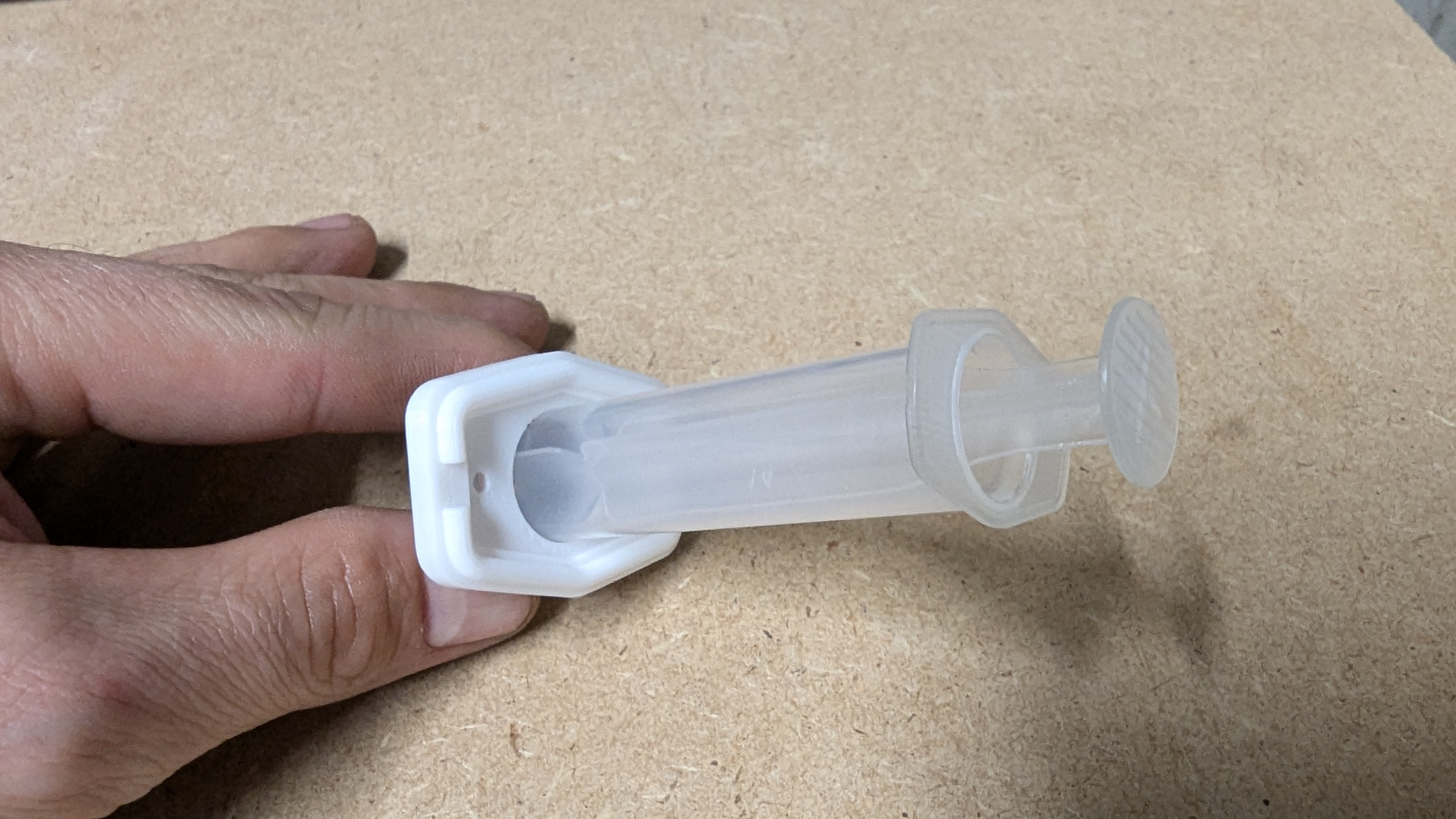 syringe help holding — miniatura 7