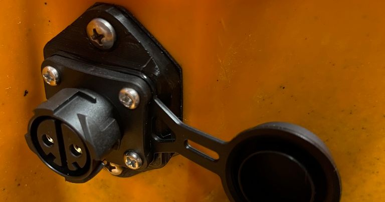 Old Town Auto Pilot Power Plug Plate od autora vugteveen47 | Stáhněte ...