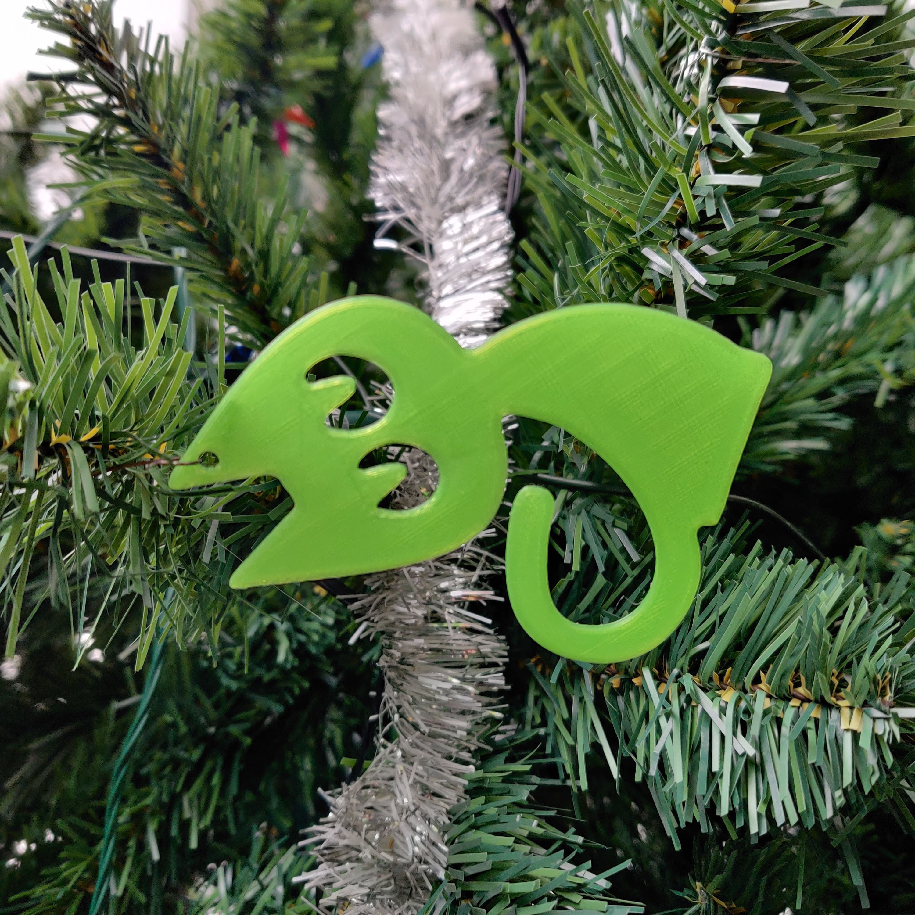 Cat christmas tree ornament