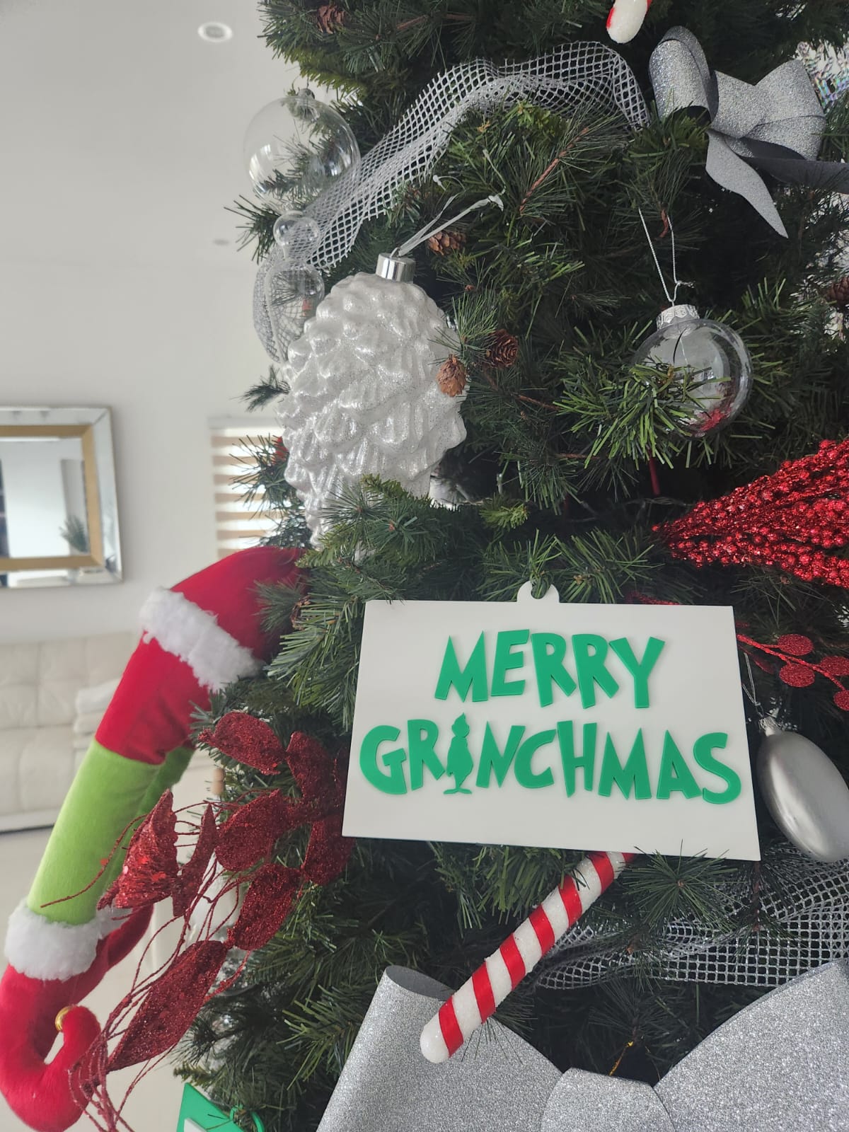 Merry grinchmas sign ornament