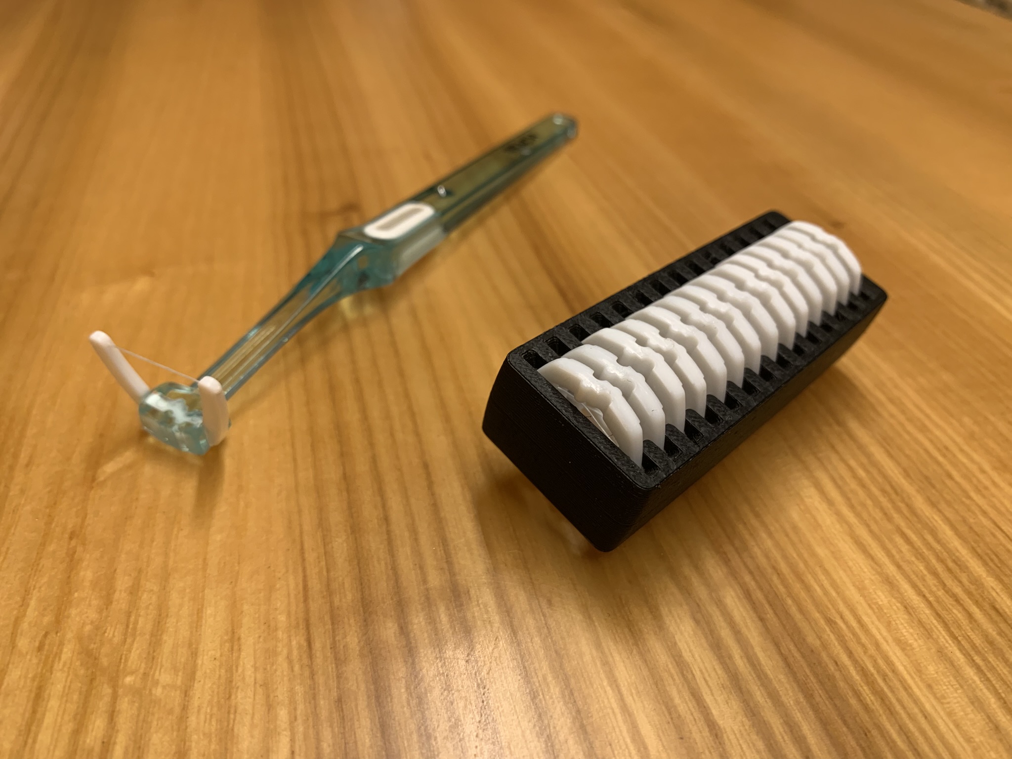 Reach Floss Head Holder