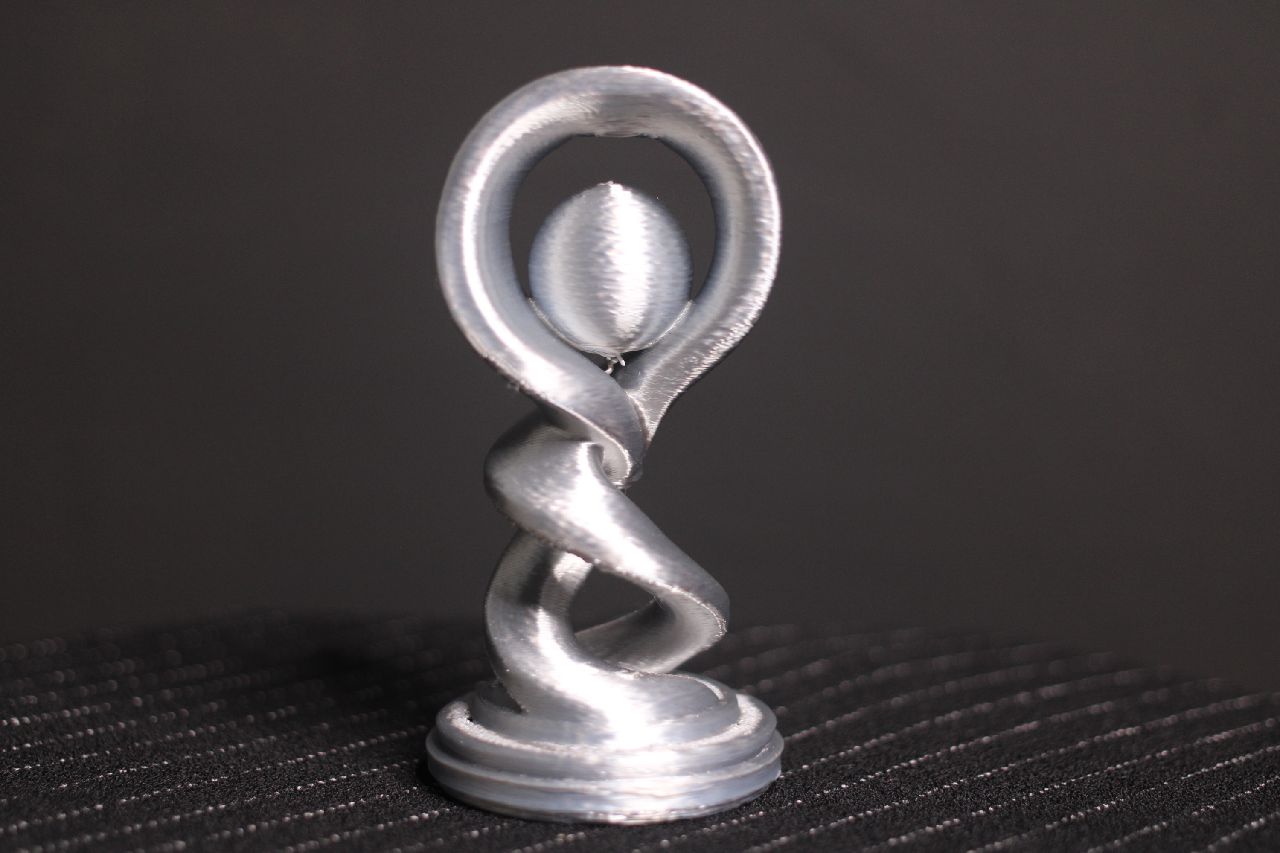 "Infinity" Trophy - 2024 3D Baskı Endüstrisi Ödülleri için Tasarım (Sadece Plastik Aparattır!!!)