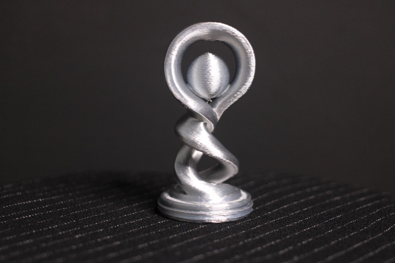 "Infinity" Trophy - 2024 3D Baskı Endüstrisi Ödülleri için Tasarım (Sadece Plastik Aparattır!!!)