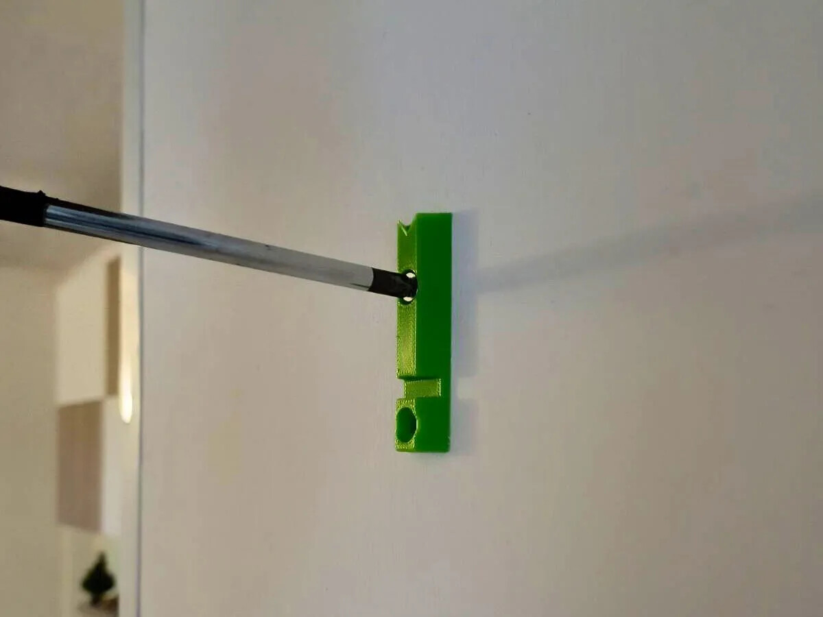 Simple interchangeable hanger — miniatura 2