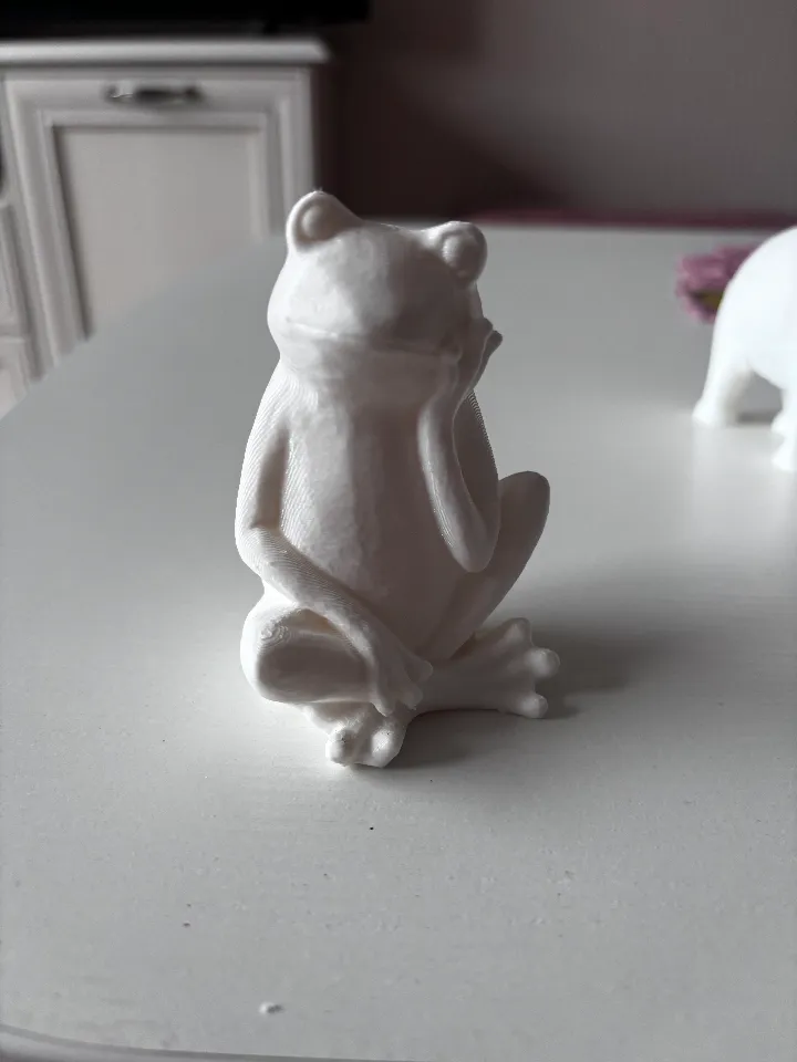 Sculpture of a thinking frog by Marlboro | Download free STL model ...