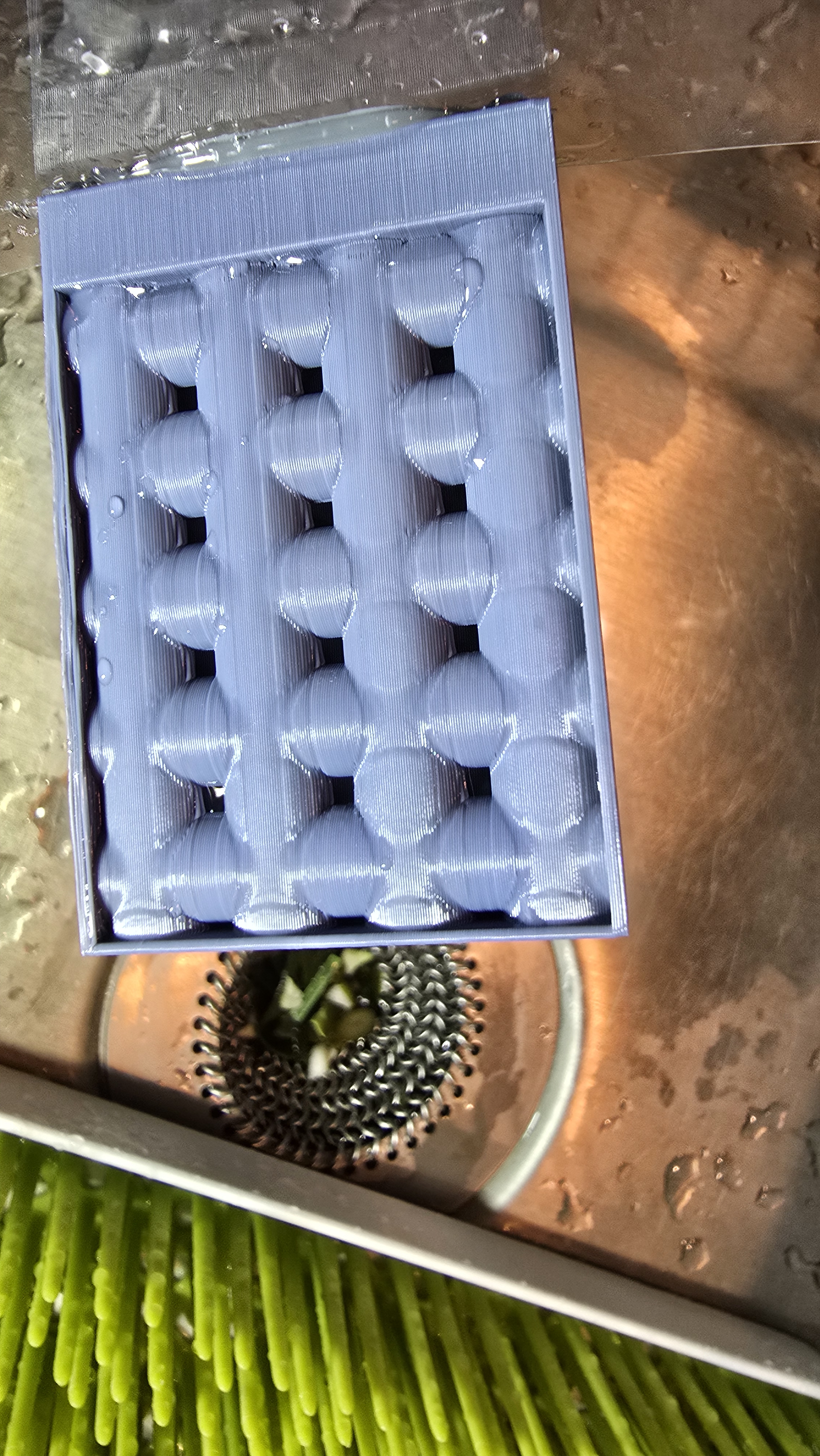 Miniatura 2 do modelo 3D Splash proof/water-resistant vent