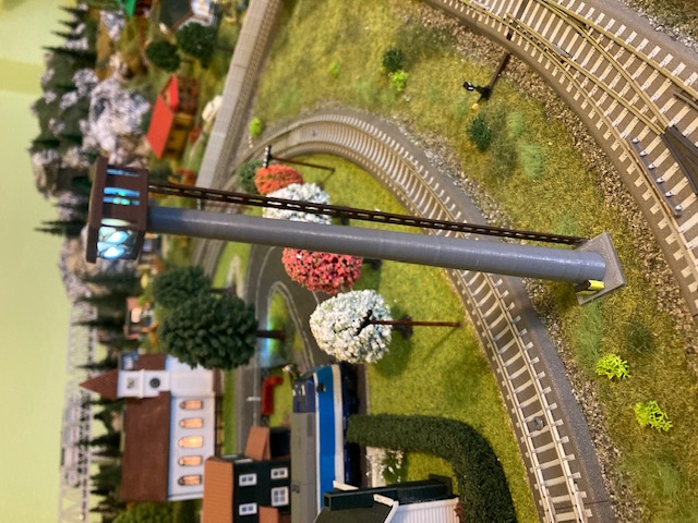 Osvetľovací stožiar na železničnej stanici / Lighting mast at the railway station (TT - 1:120)