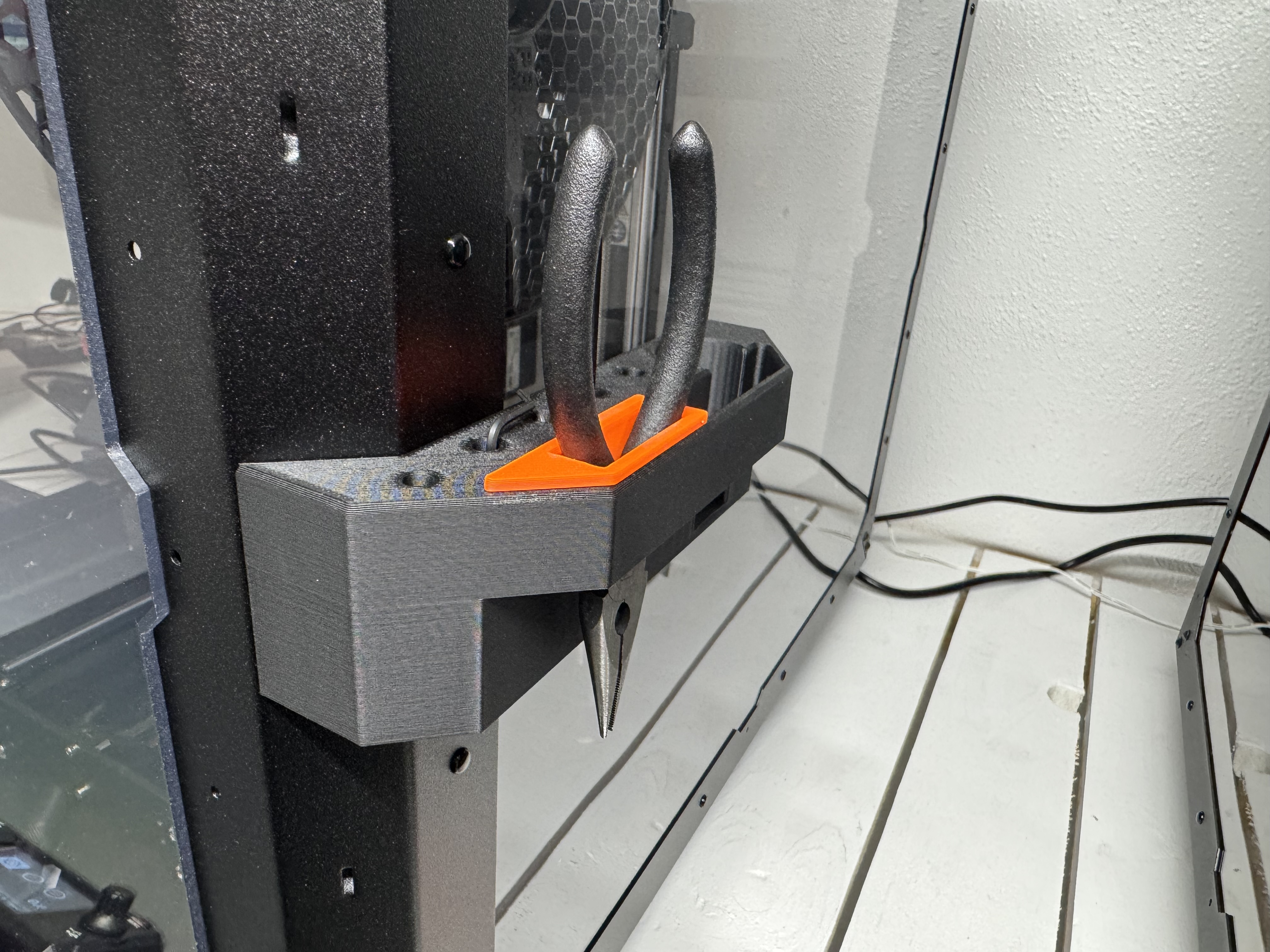 Pliers holder for Prusa enclosure
