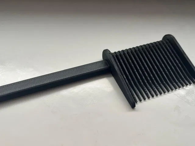 (FreeCAD parametric) Fading beard comb