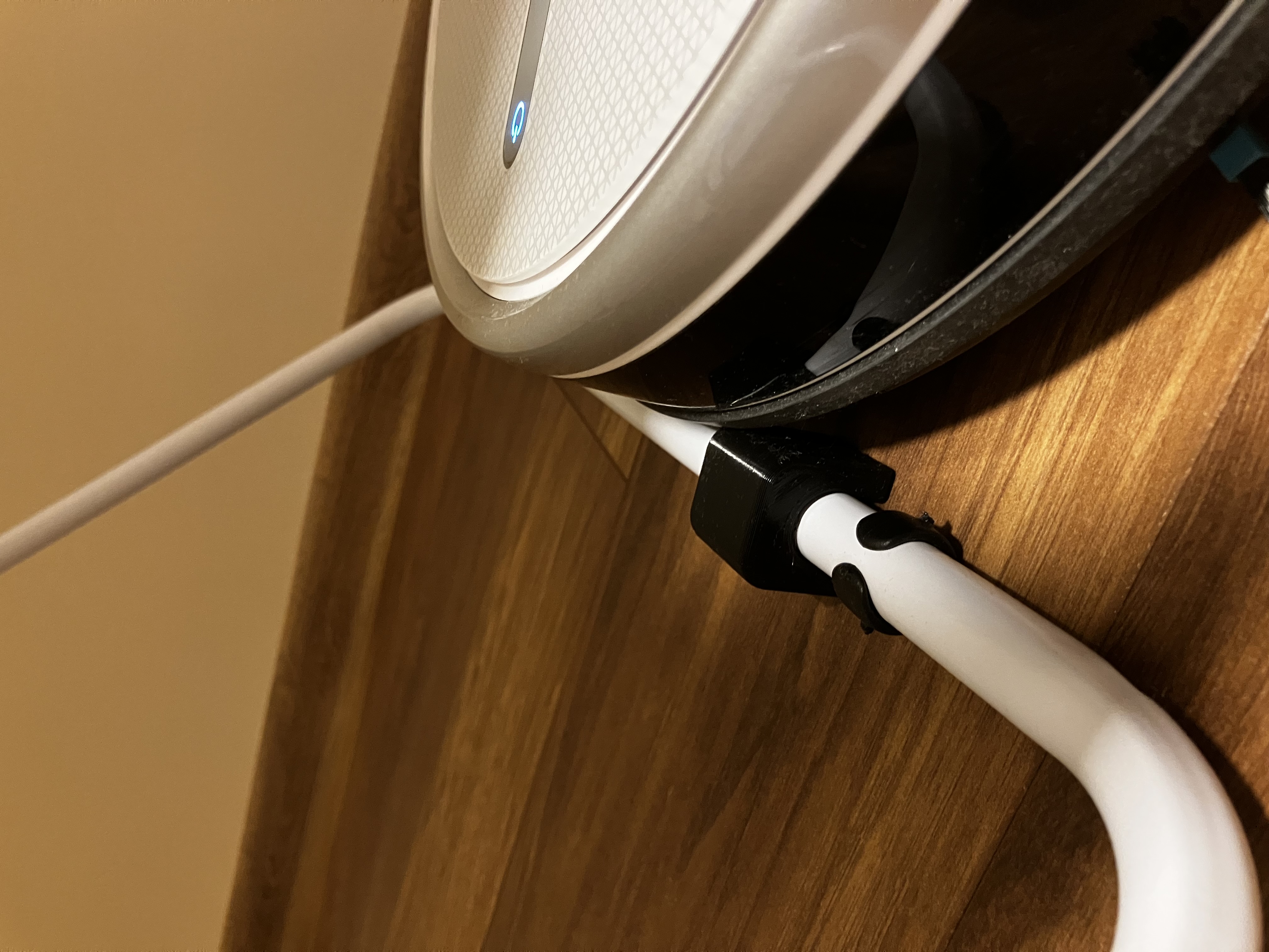 Clothes Rack Leg Clip - Robot Vacuum Barrier