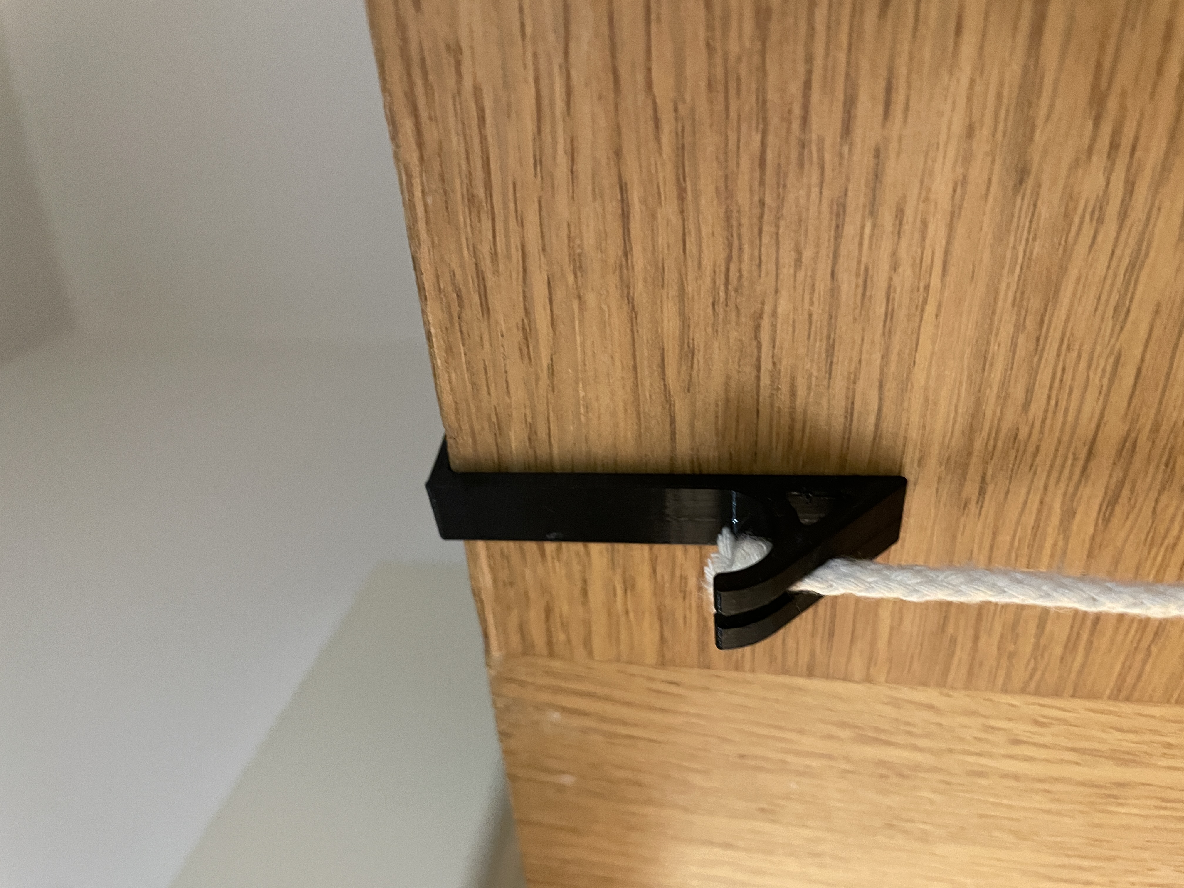 Top Door Hanger