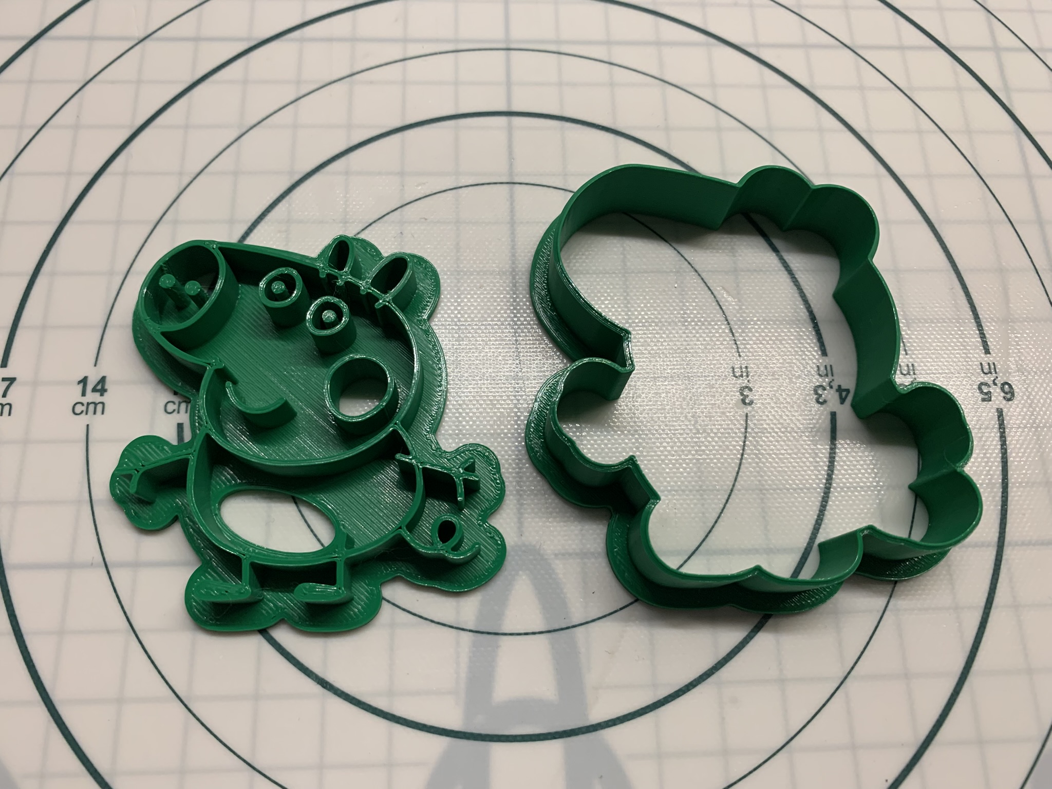 Miniatura 5 do modelo 3D George cookie cutter