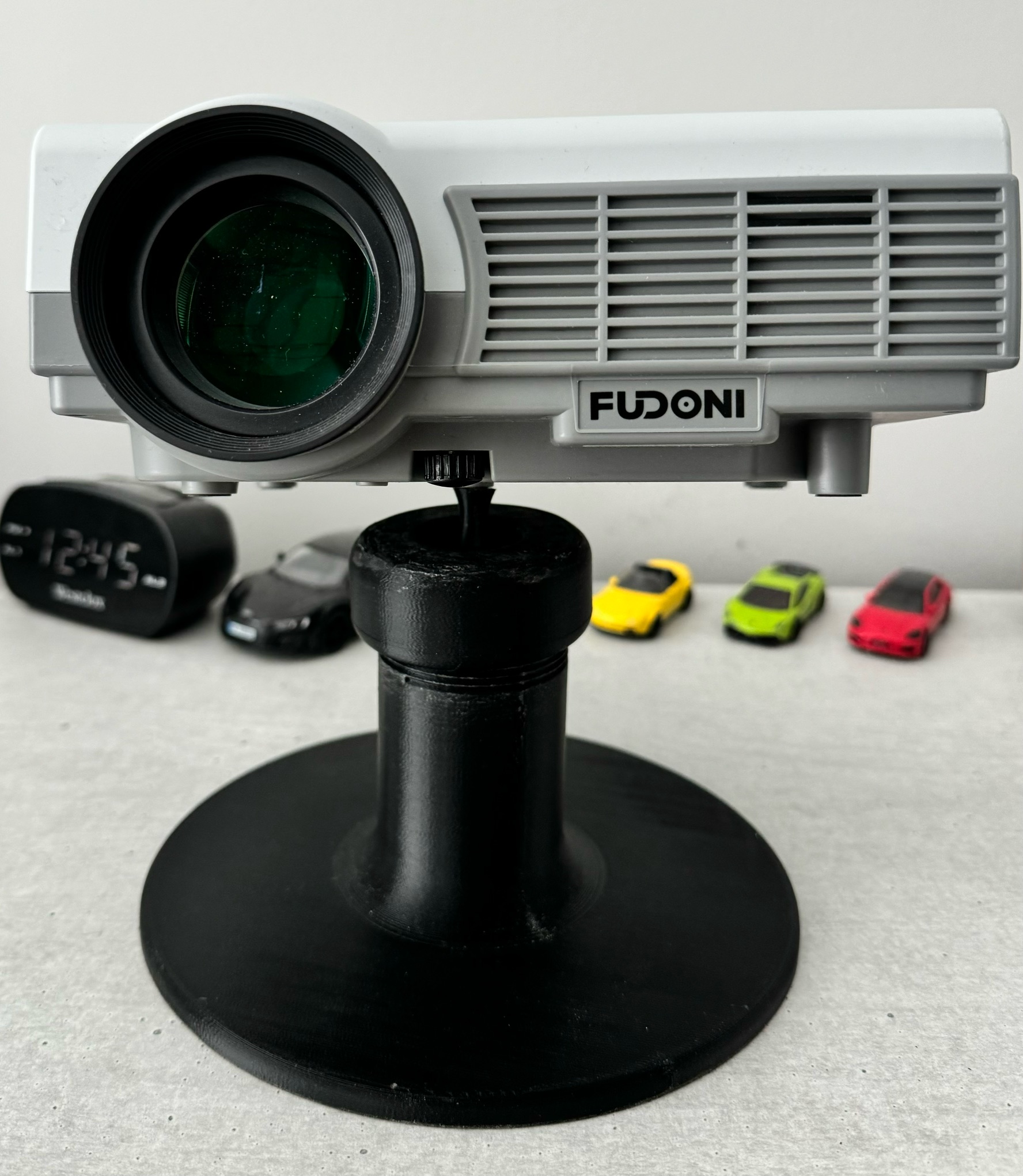 Miniatura 2 do modelo 3D Tabletop Projector Stand