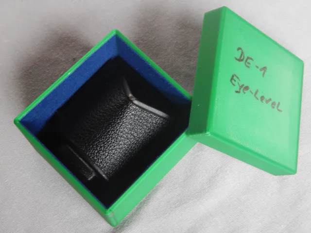 Nikon Box für Eye-level Sucher DE-1; Nikon Box for Eye-level Viewfinder DE-1