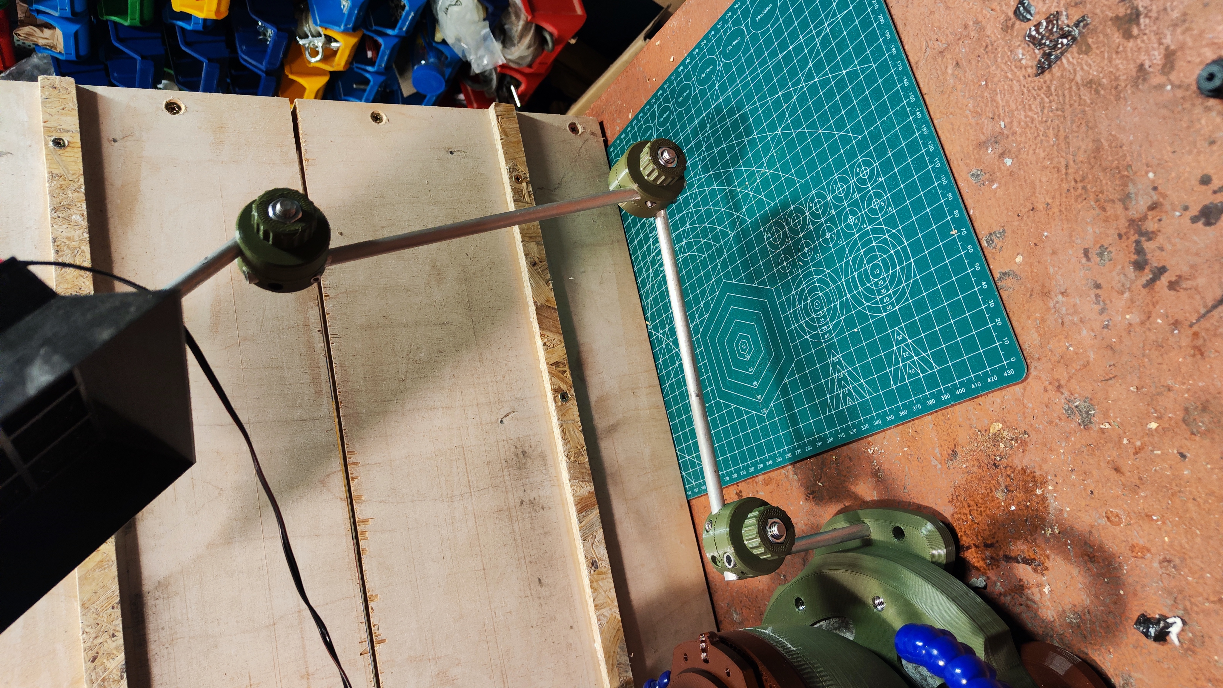 Adjustable arm joints for 8mm tubes - 6deg steps