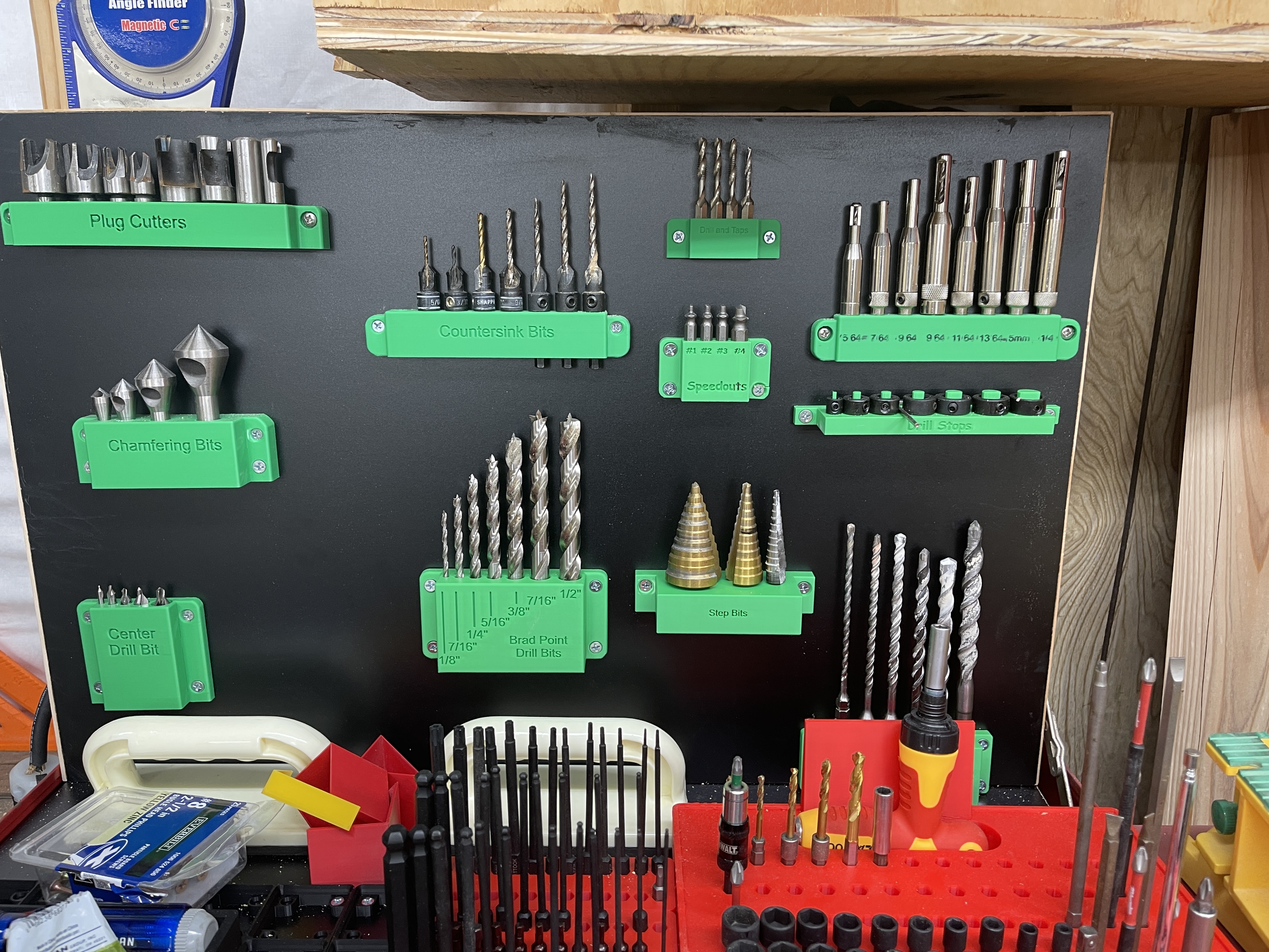wall mounted self centering bits — miniatura 2