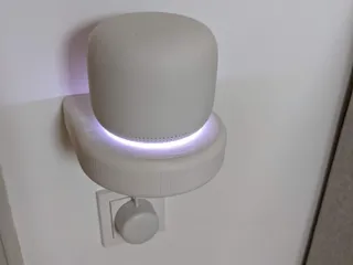 Nest wall free standing
