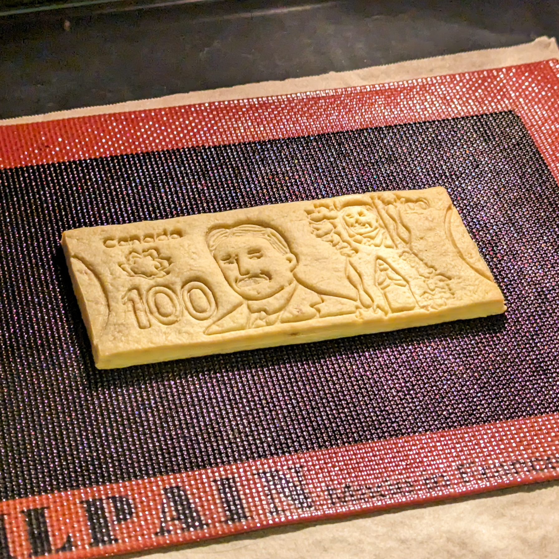 Canadian $100 dollar bill cookie cutter