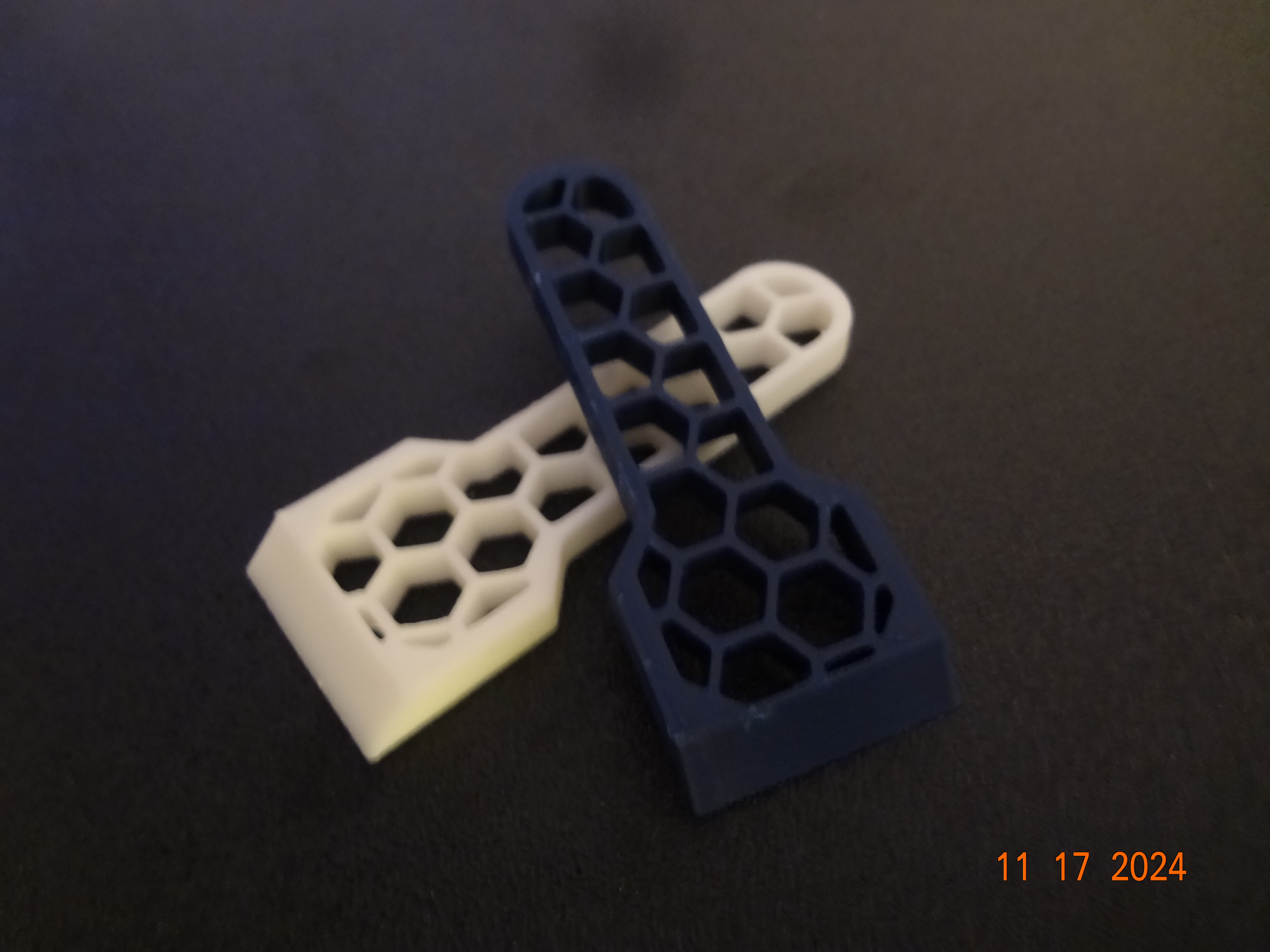 Miniatura 2 do modelo 3D hex scraper