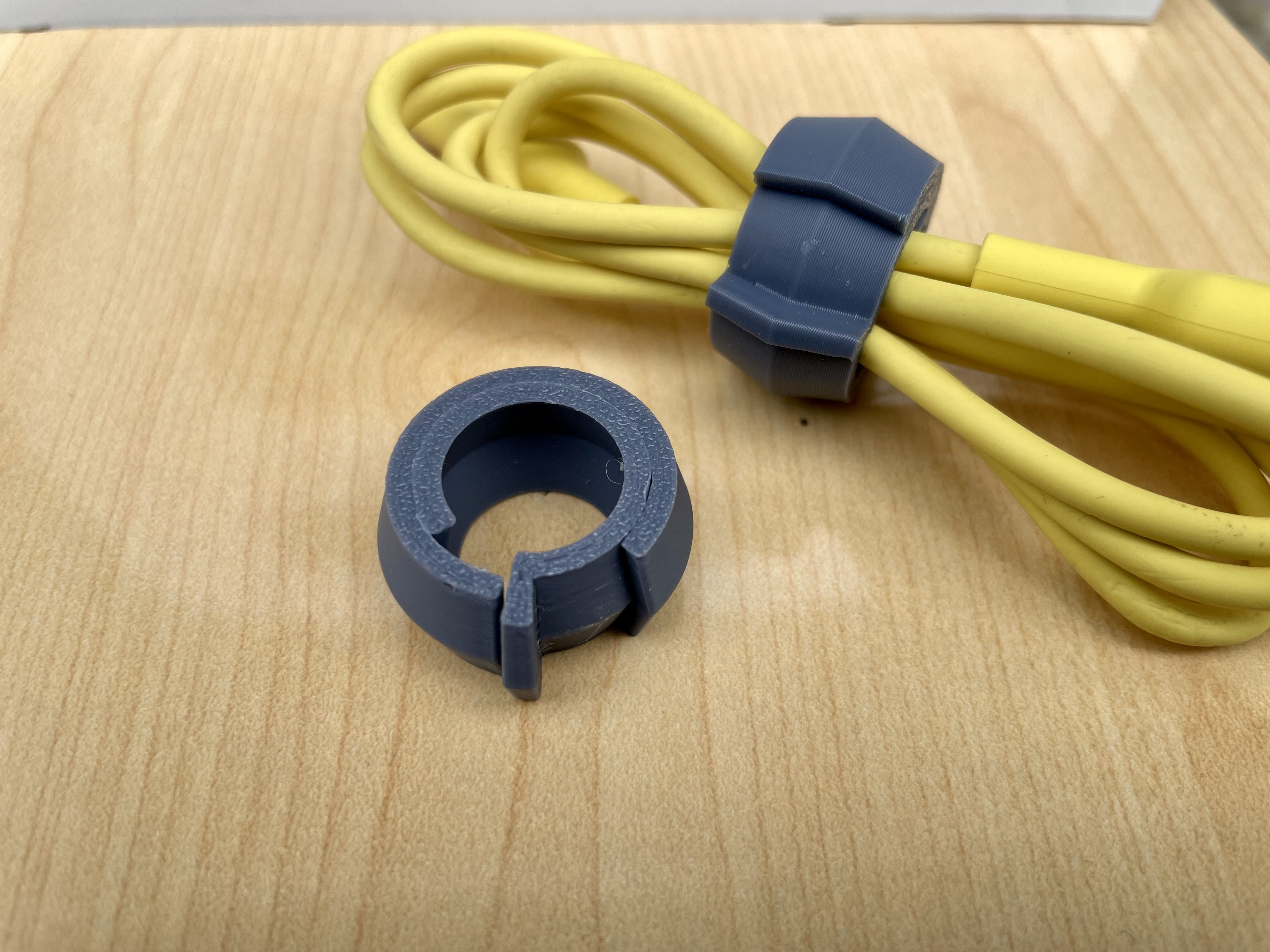 Cable organizer 3D model thumbnail