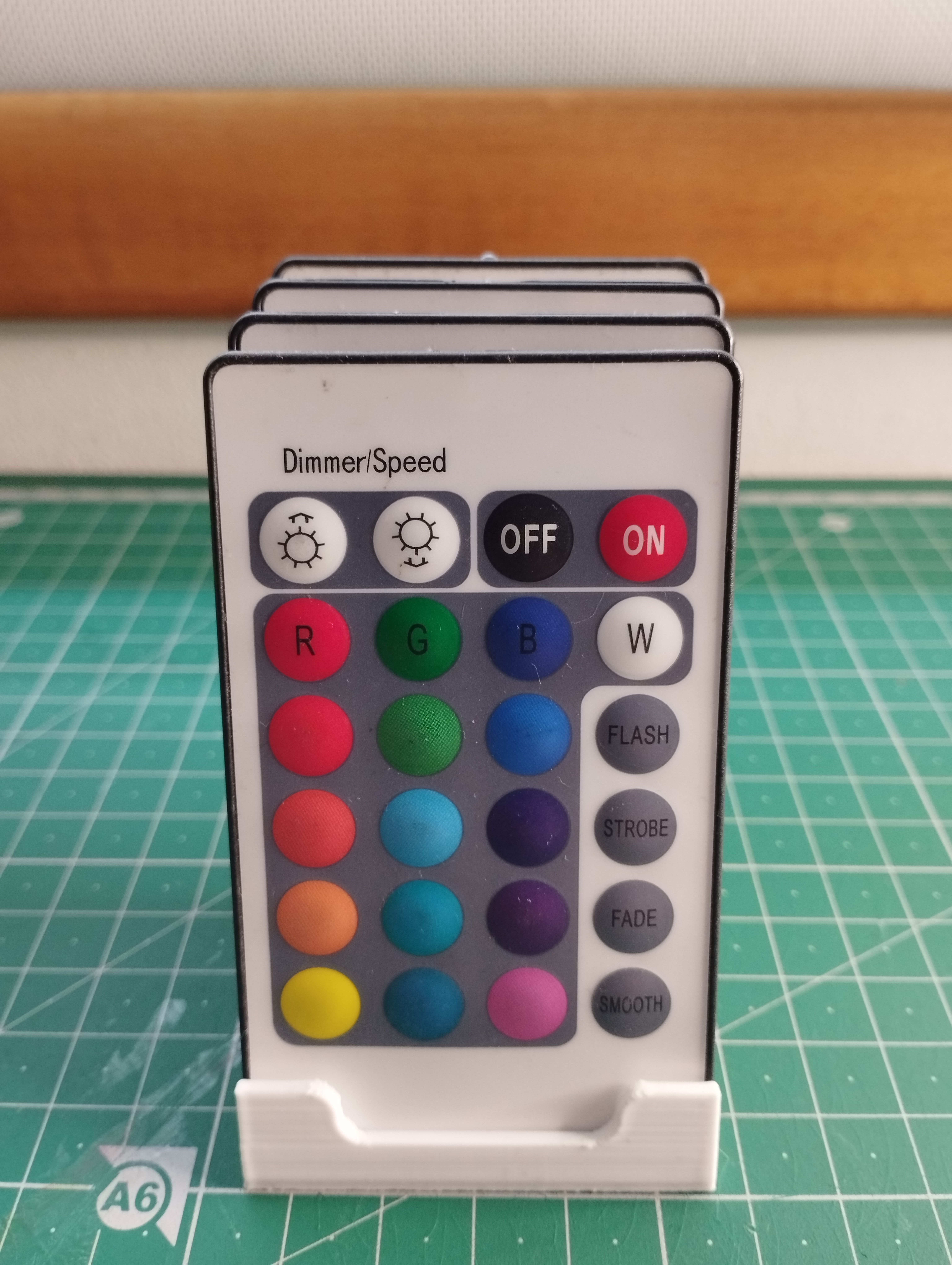 RGB Remote Stand — miniatura 4