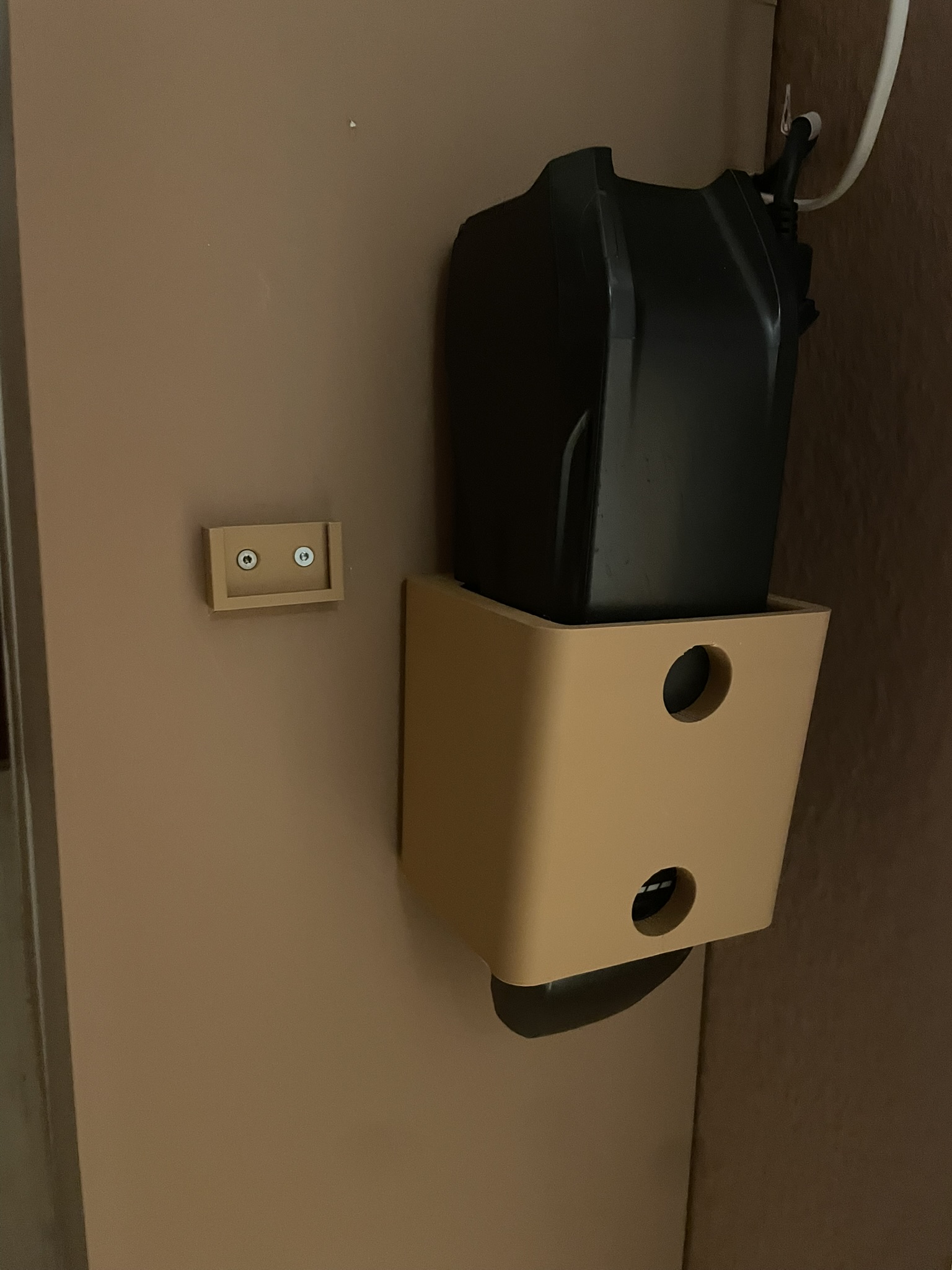 6100 Shimano e-bike display wall-mounted