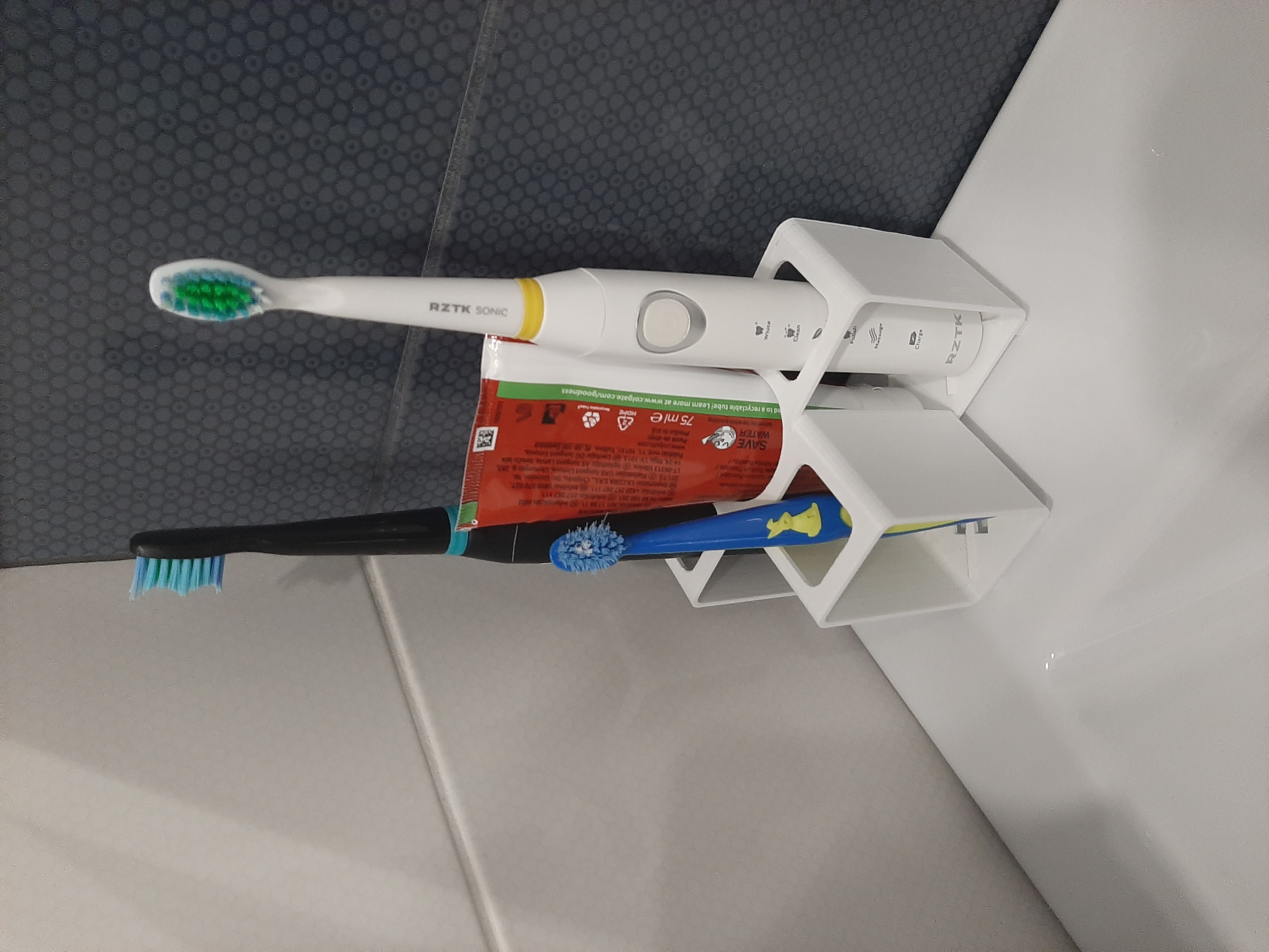 Family tooth-brushes holder