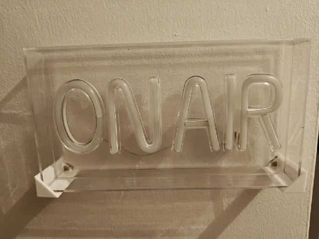 On Air Sign Wall Clip