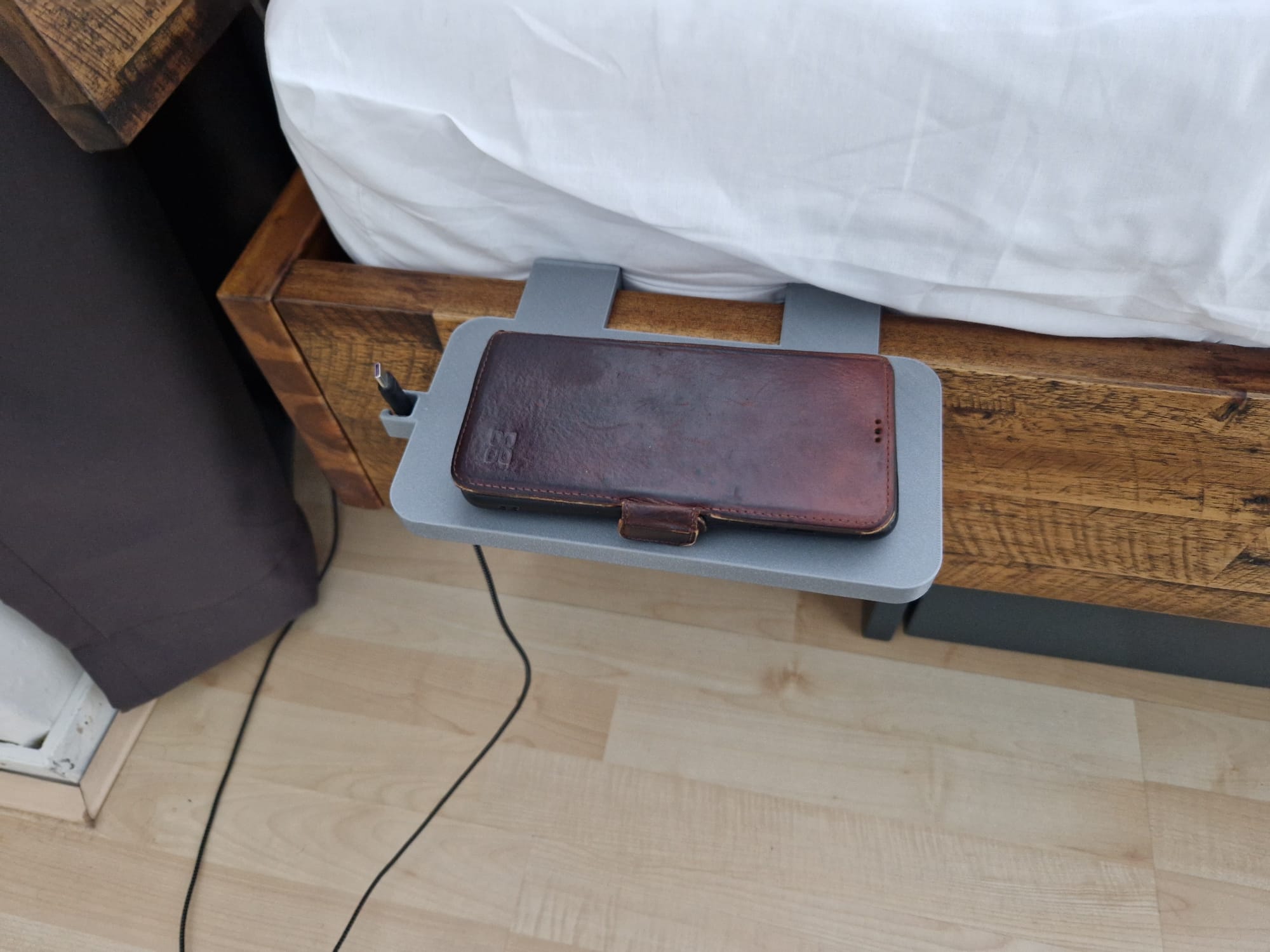 Clip on nightstand