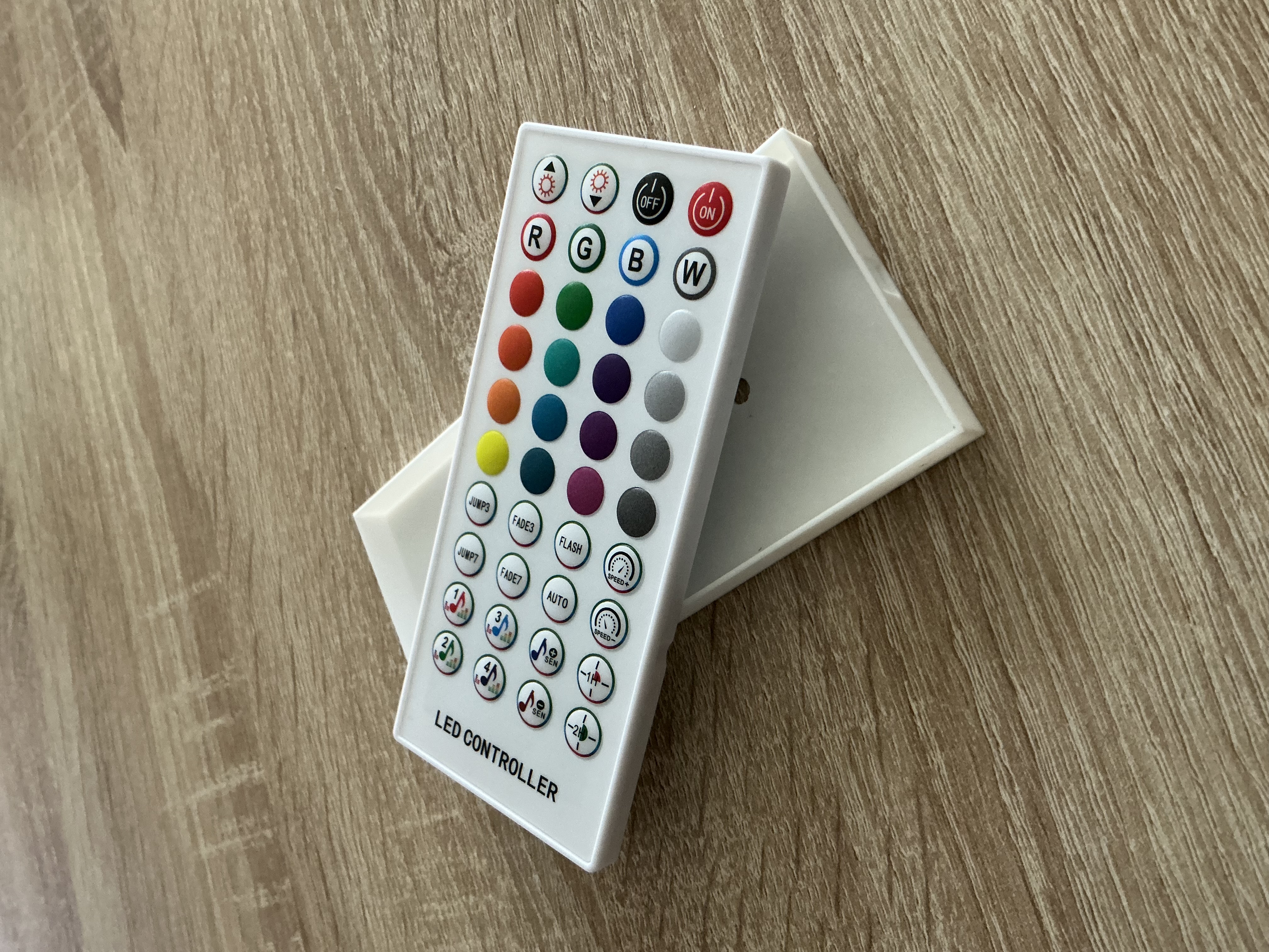 Soporte para mando tira led Amazon — miniatura 3