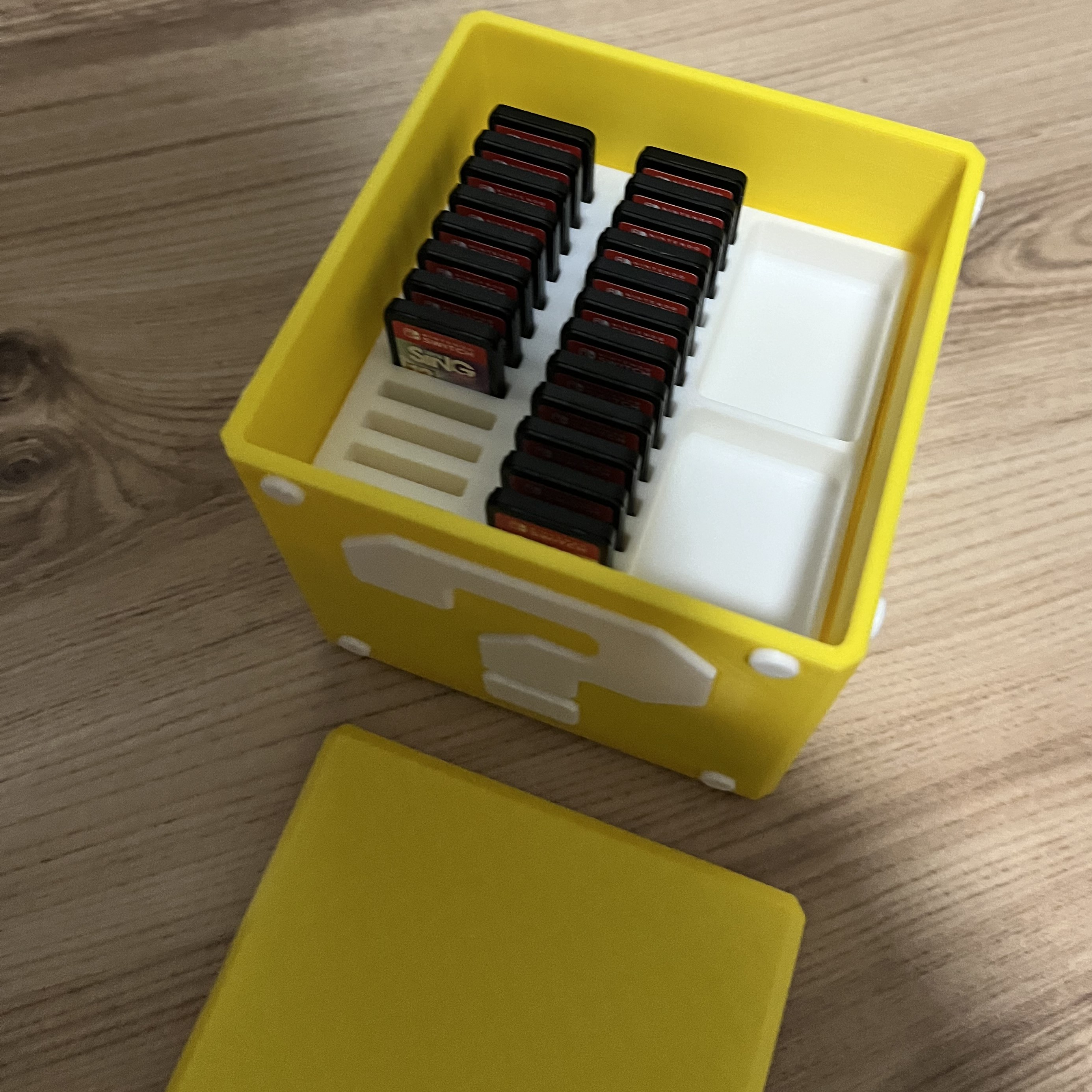 Switch games box / question block — miniatura 3