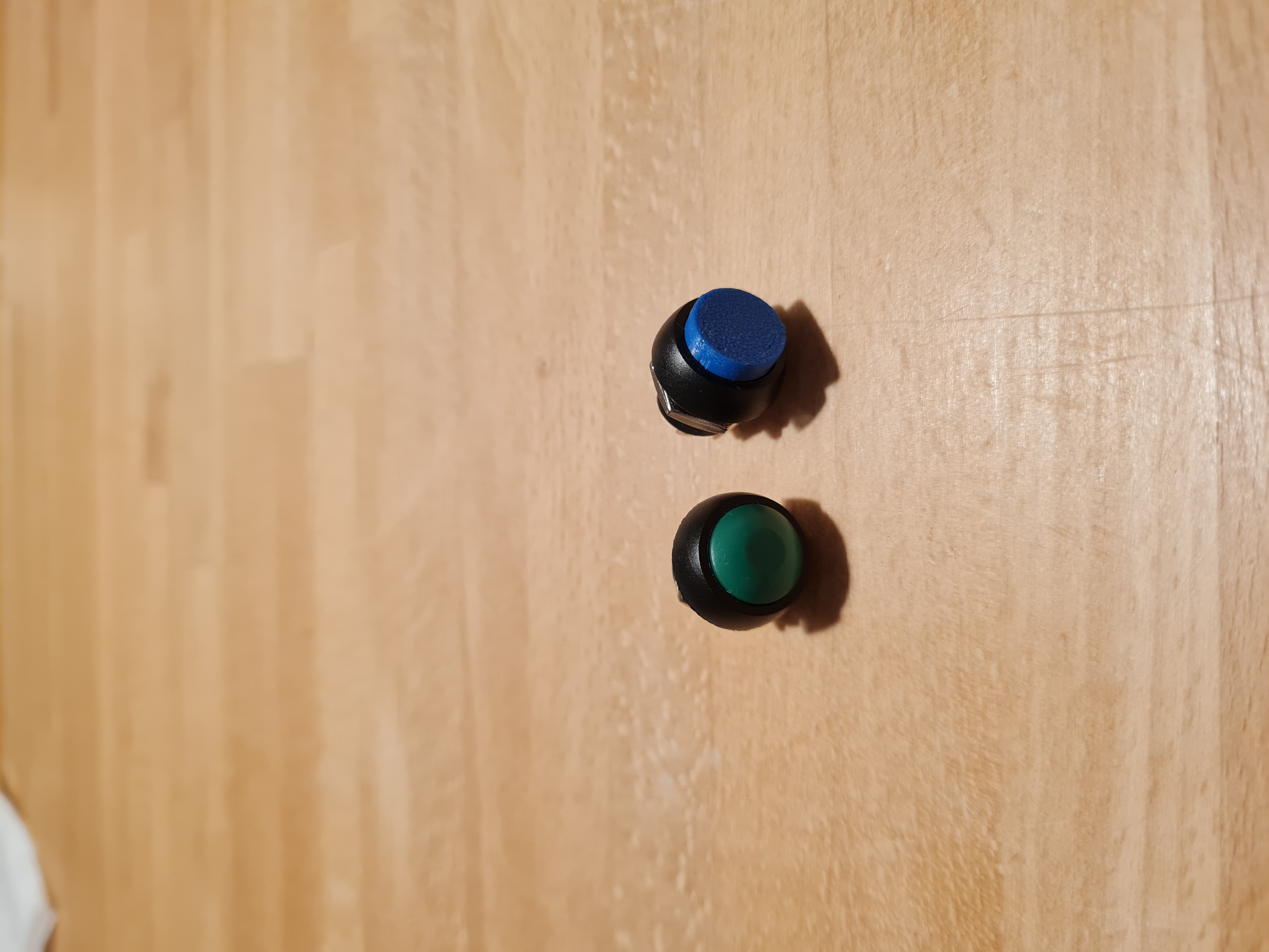 Flat button cap for 12mm push buttons